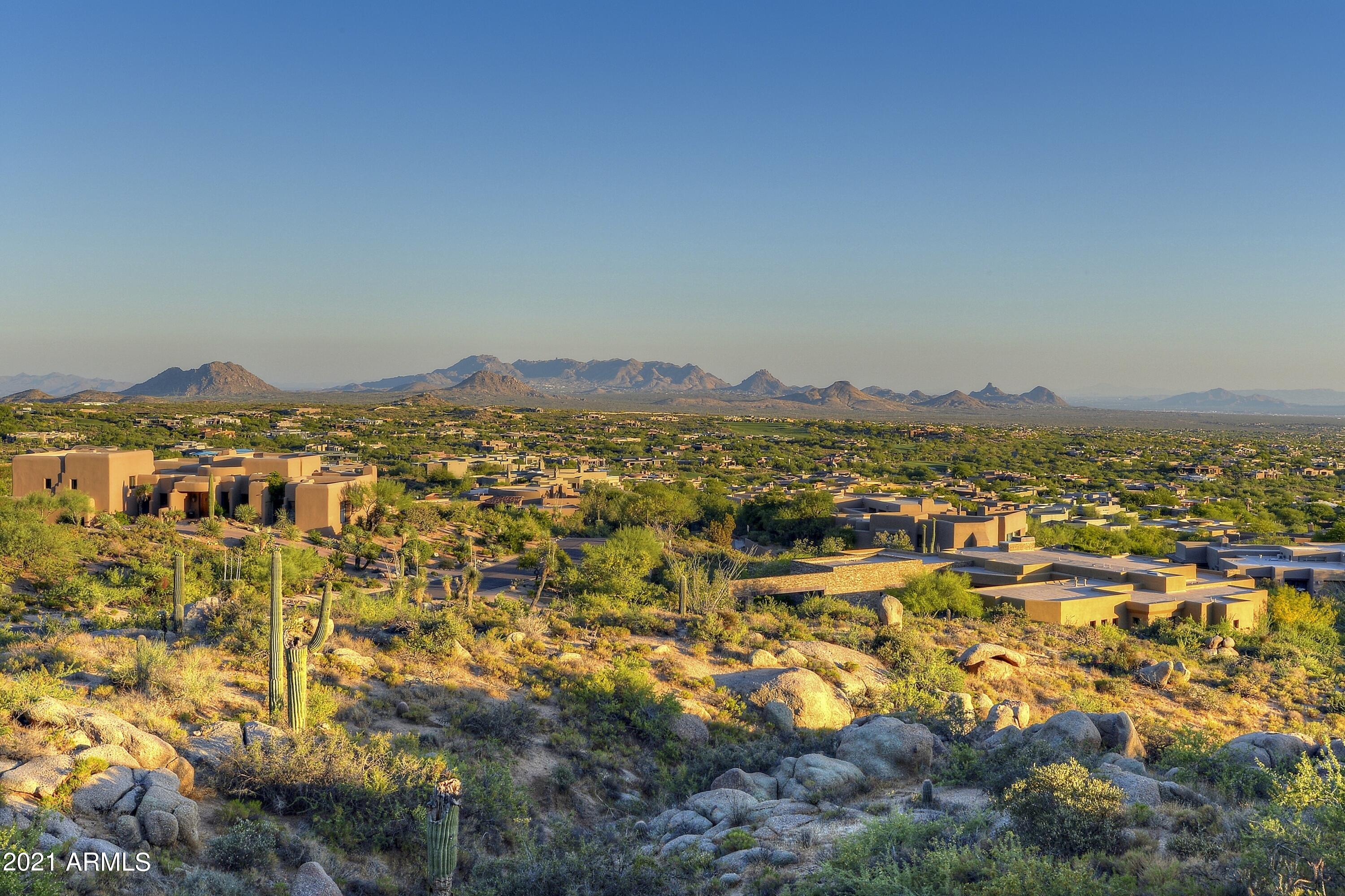 DESERT MOUNTAIN - Residential