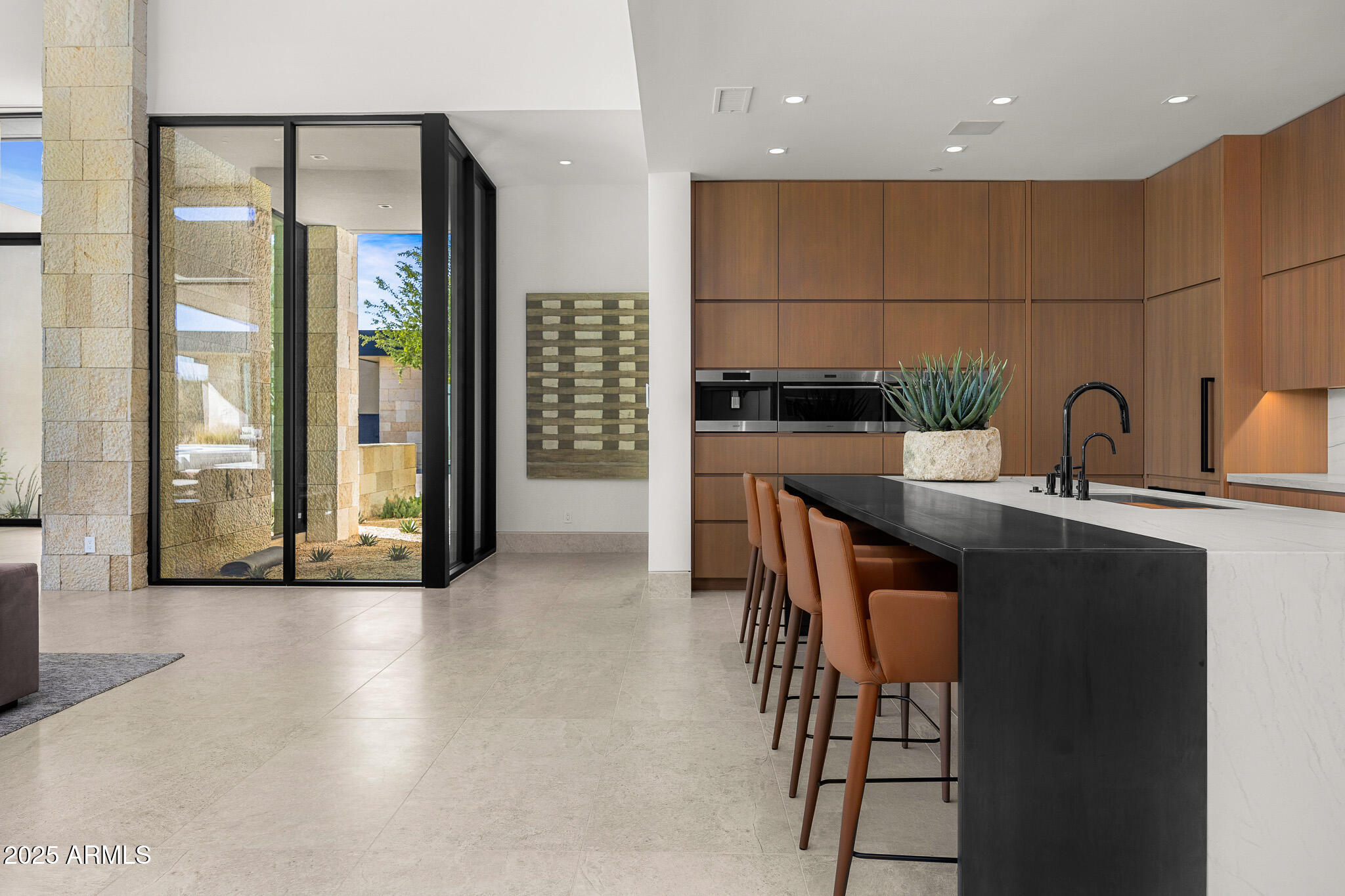 ESTANCIA - Residential