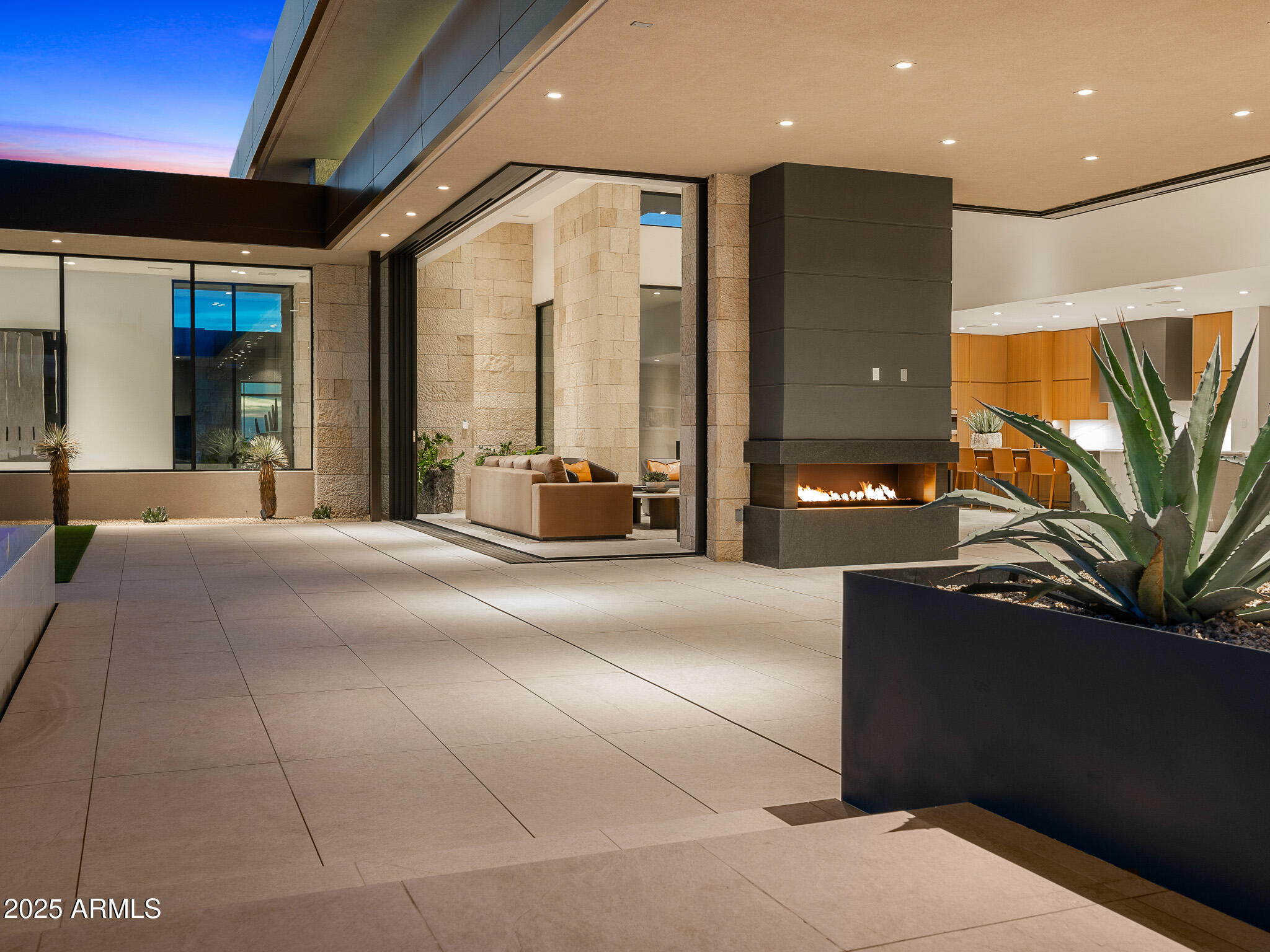 ESTANCIA - Residential