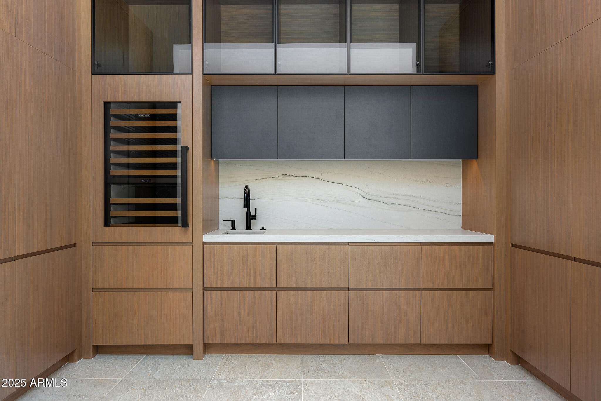 ESTANCIA - Residential