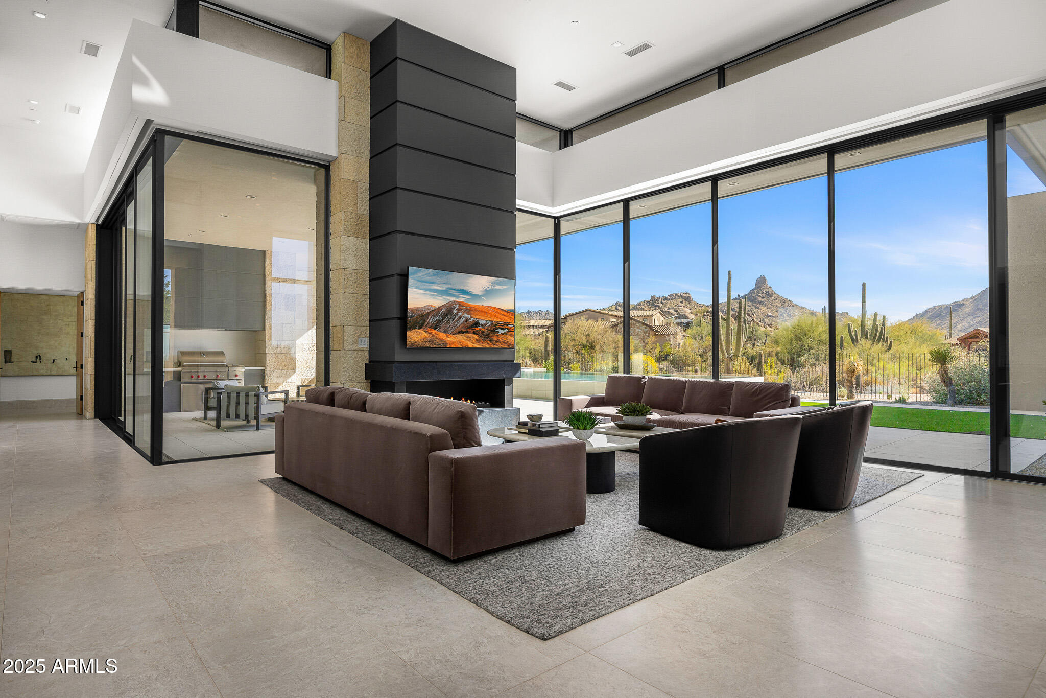 ESTANCIA - Residential