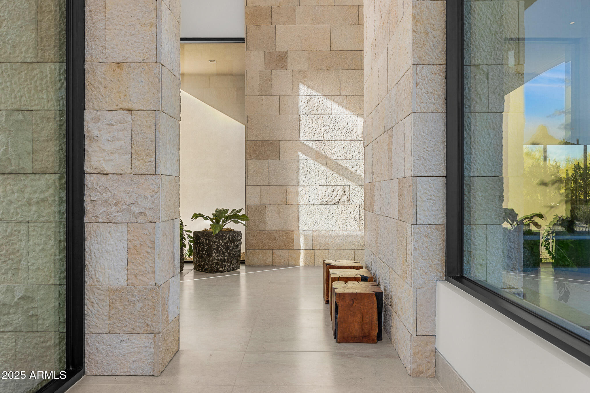 ESTANCIA - Residential