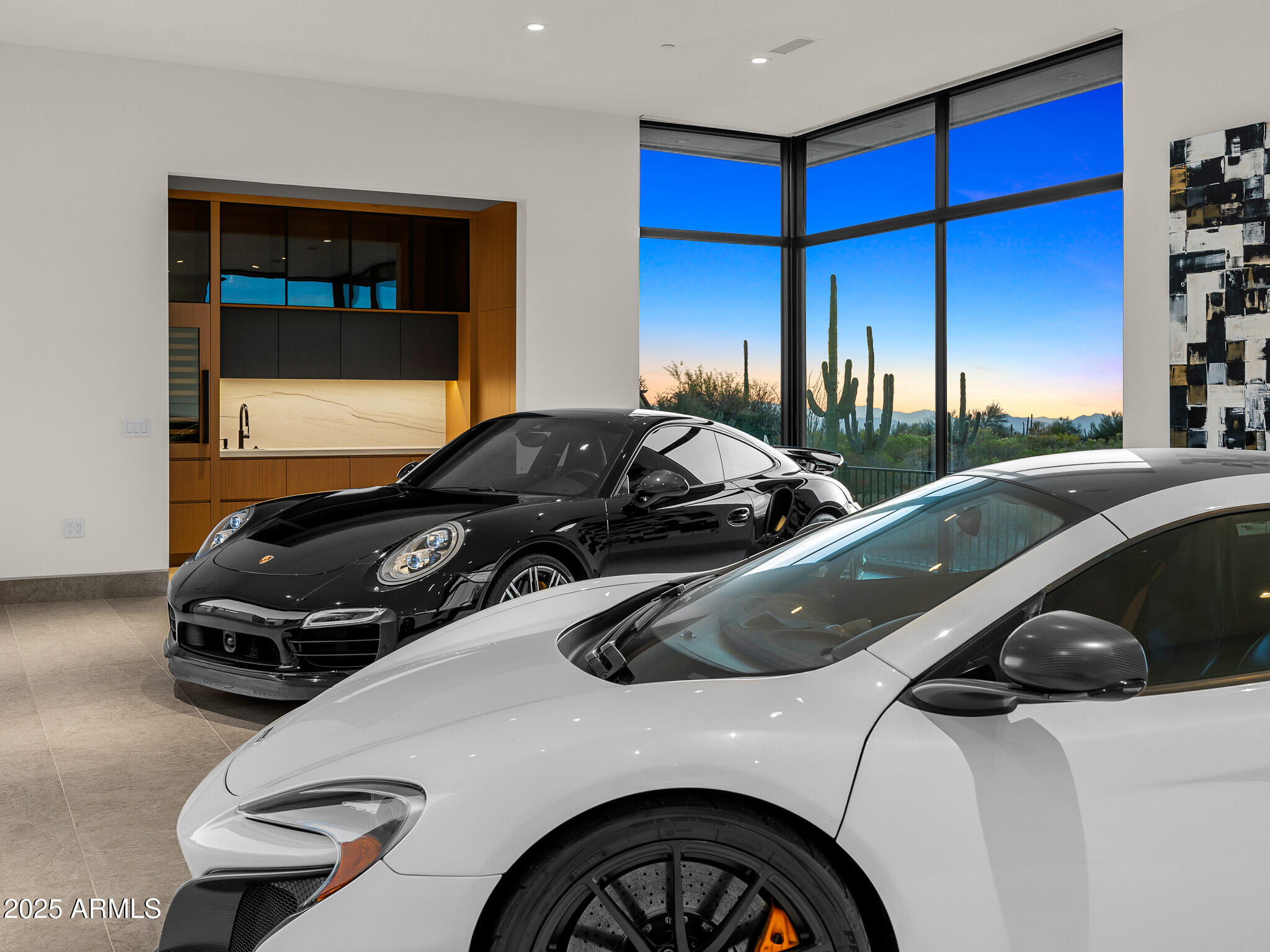 ESTANCIA - Residential