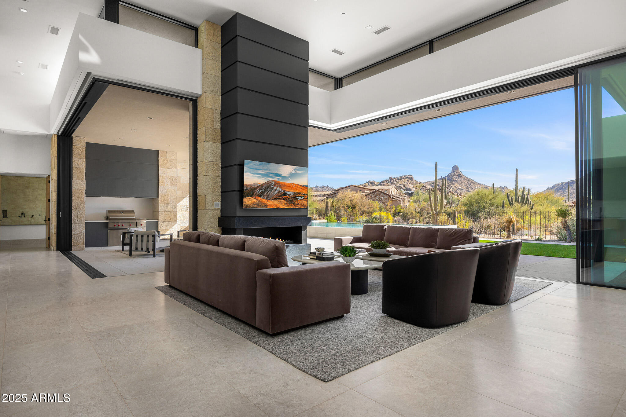 ESTANCIA - Residential