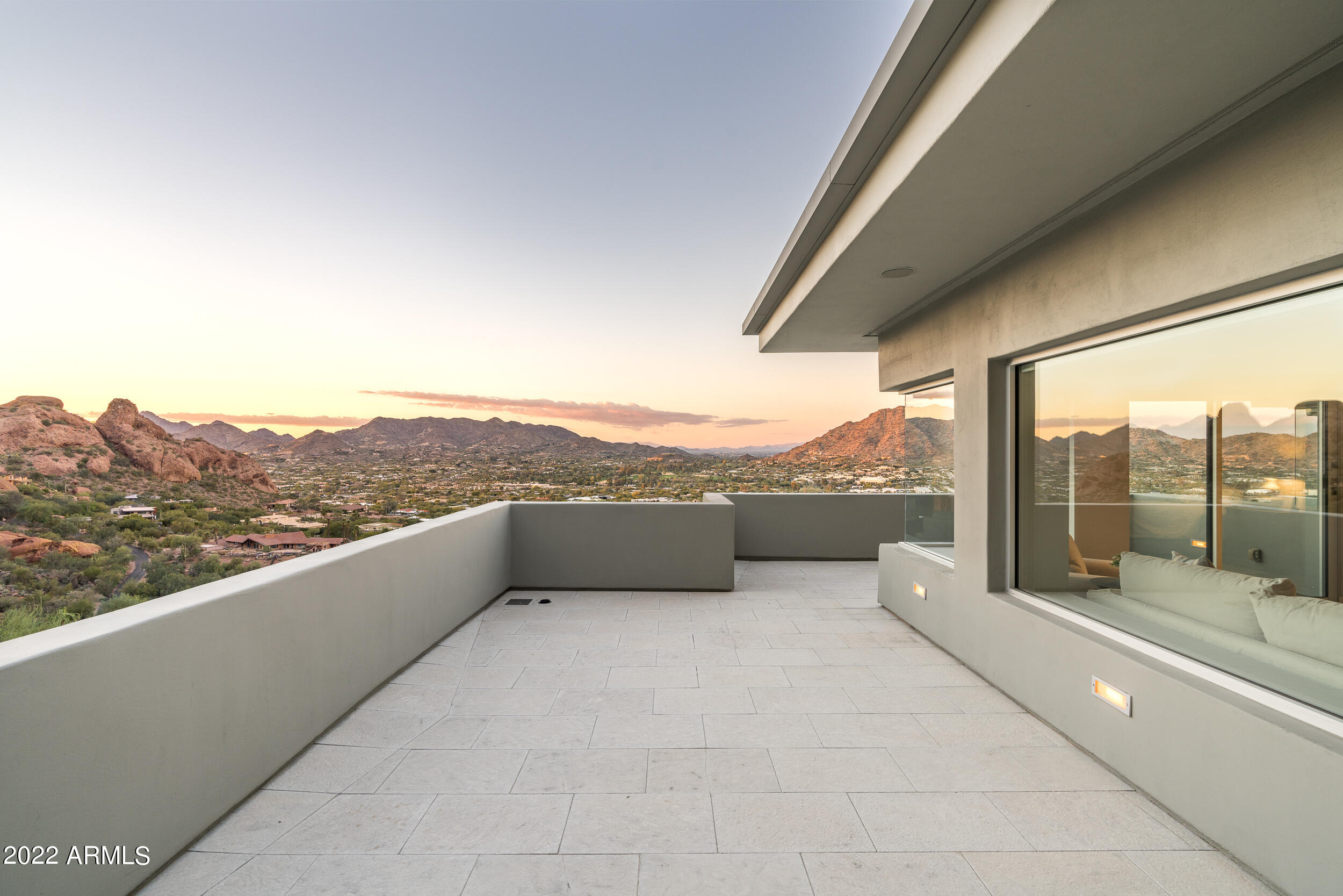 STONE CANYON EAST - Residential