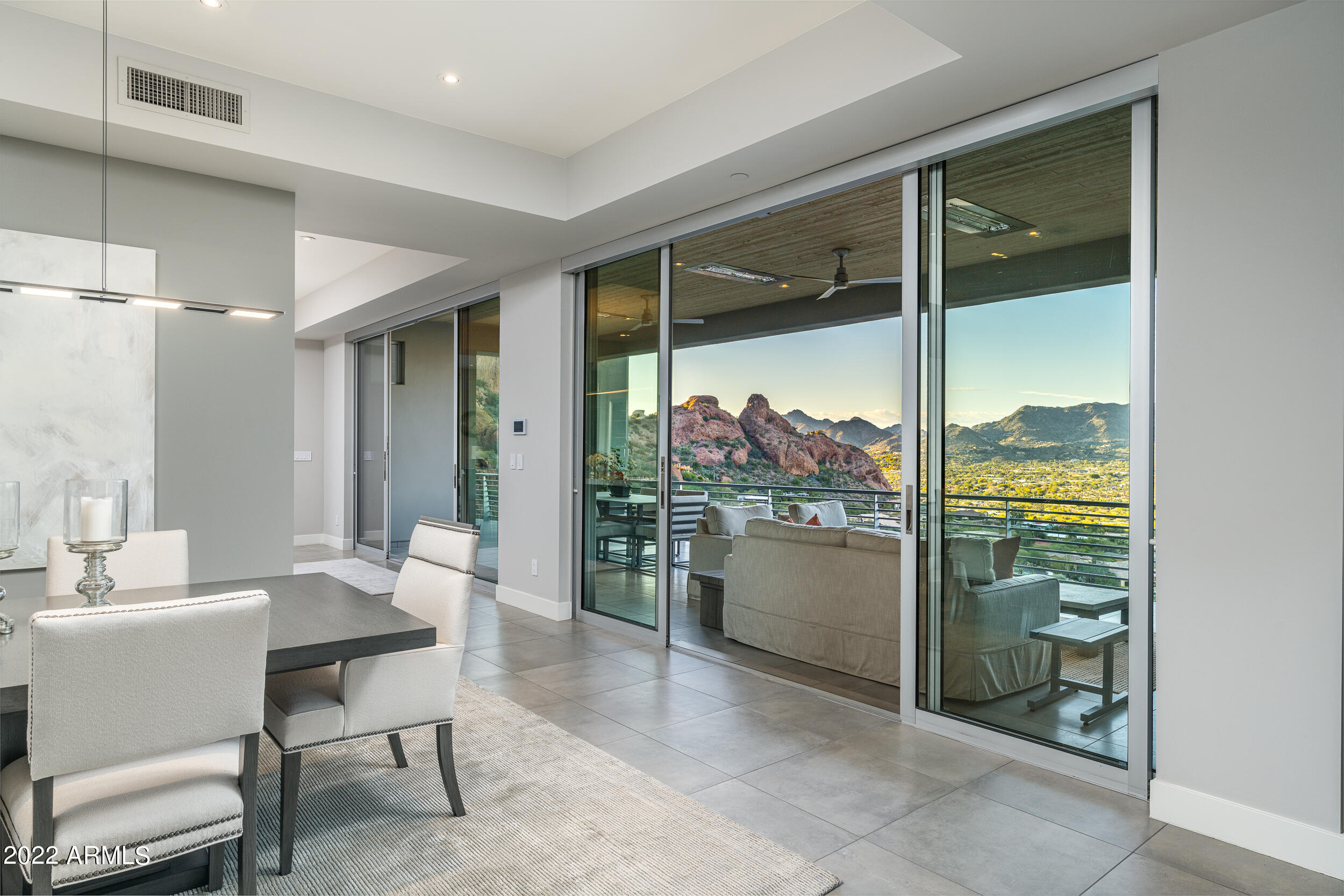 STONE CANYON EAST - Residential