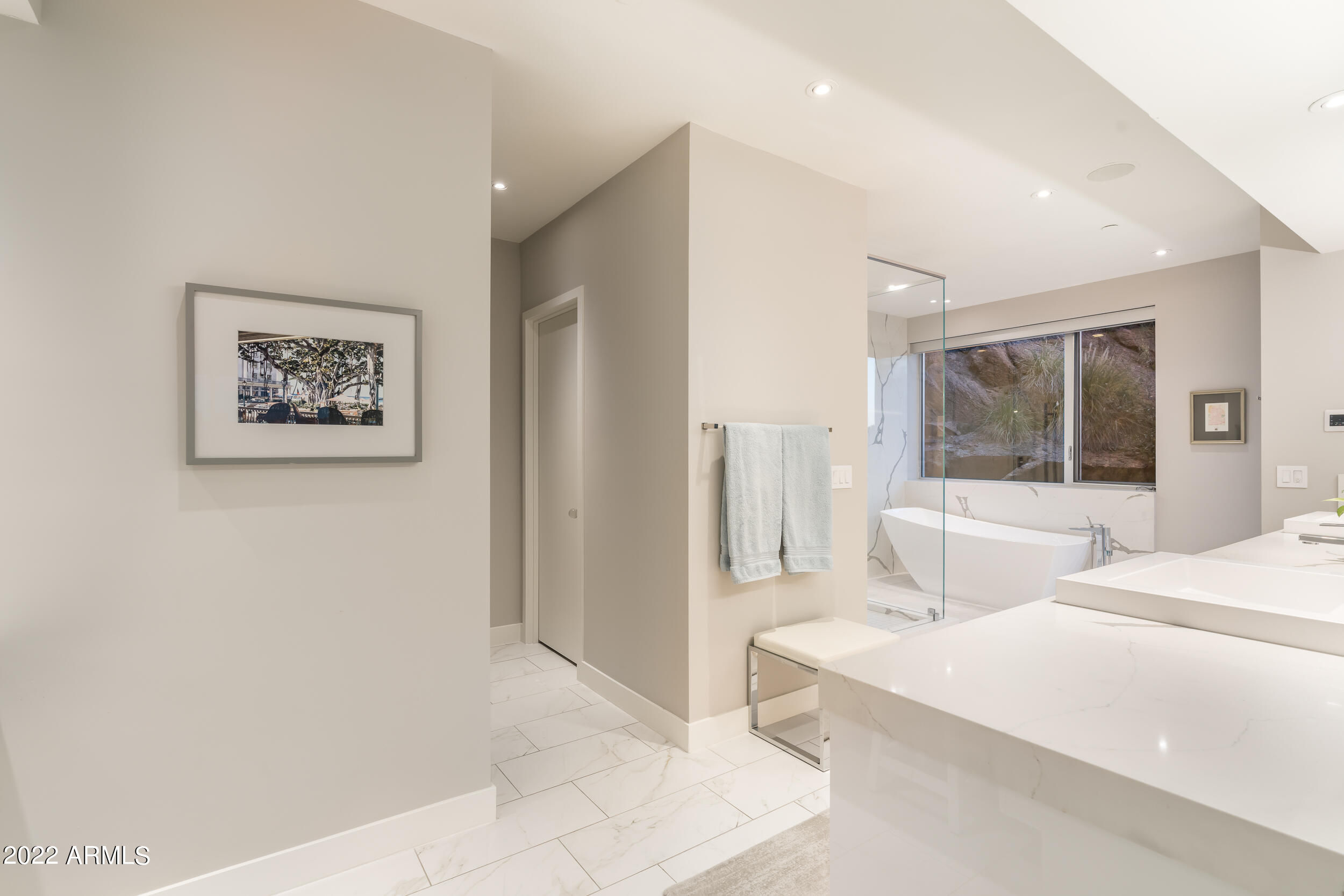 STONE CANYON EAST - Residential