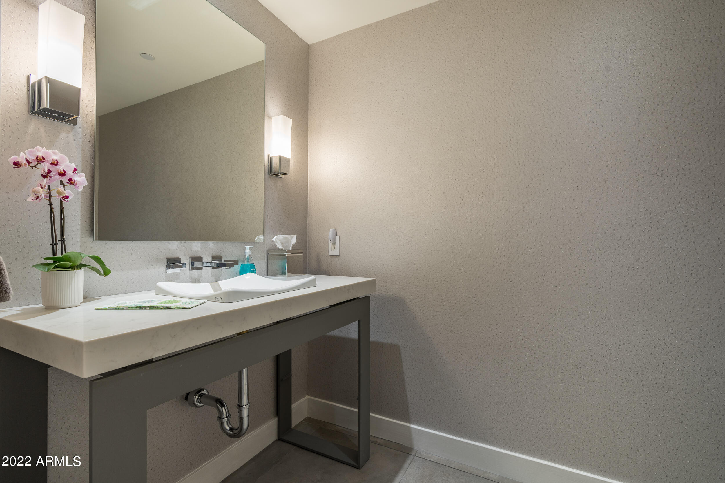 STONE CANYON EAST - Residential