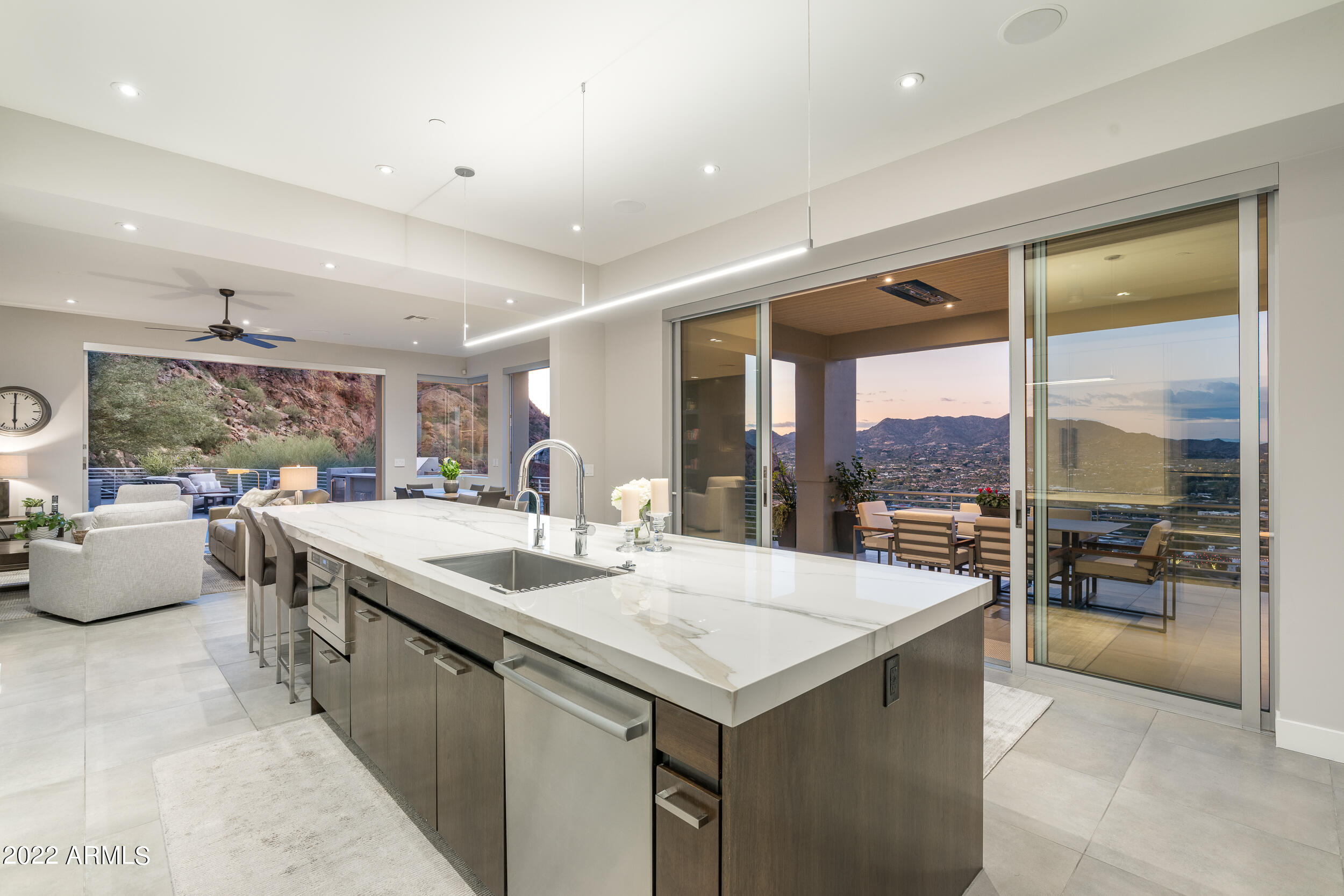 STONE CANYON EAST - Residential