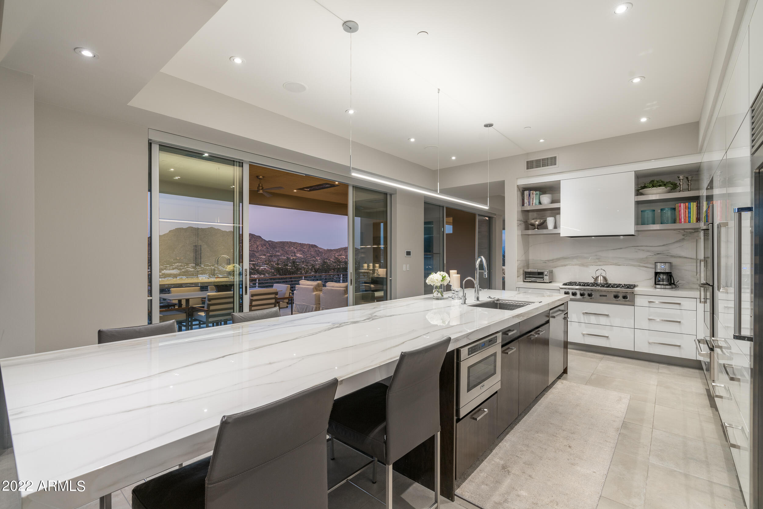 STONE CANYON EAST - Residential