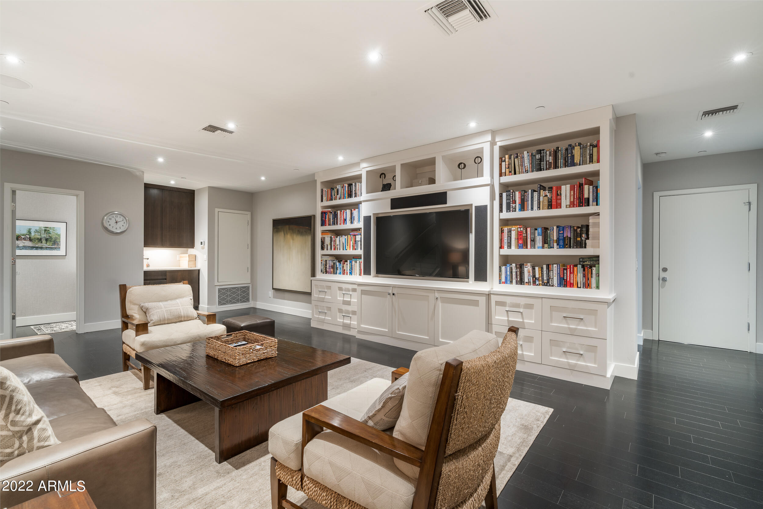 STONE CANYON EAST - Residential