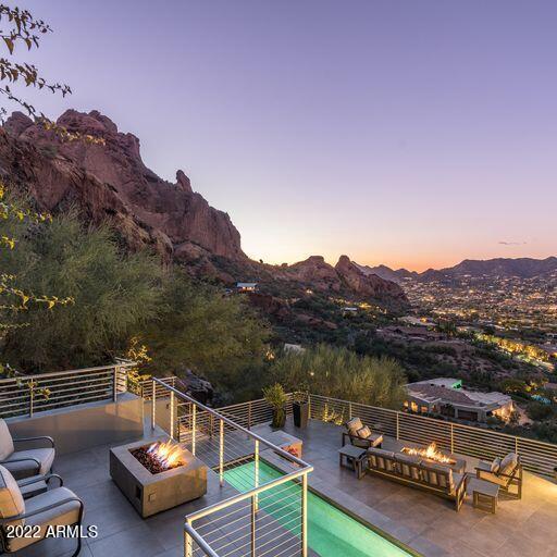 STONE CANYON EAST - Residential
