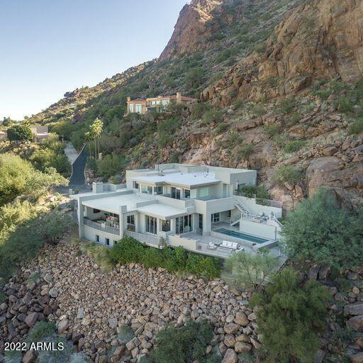 STONE CANYON EAST - Residential