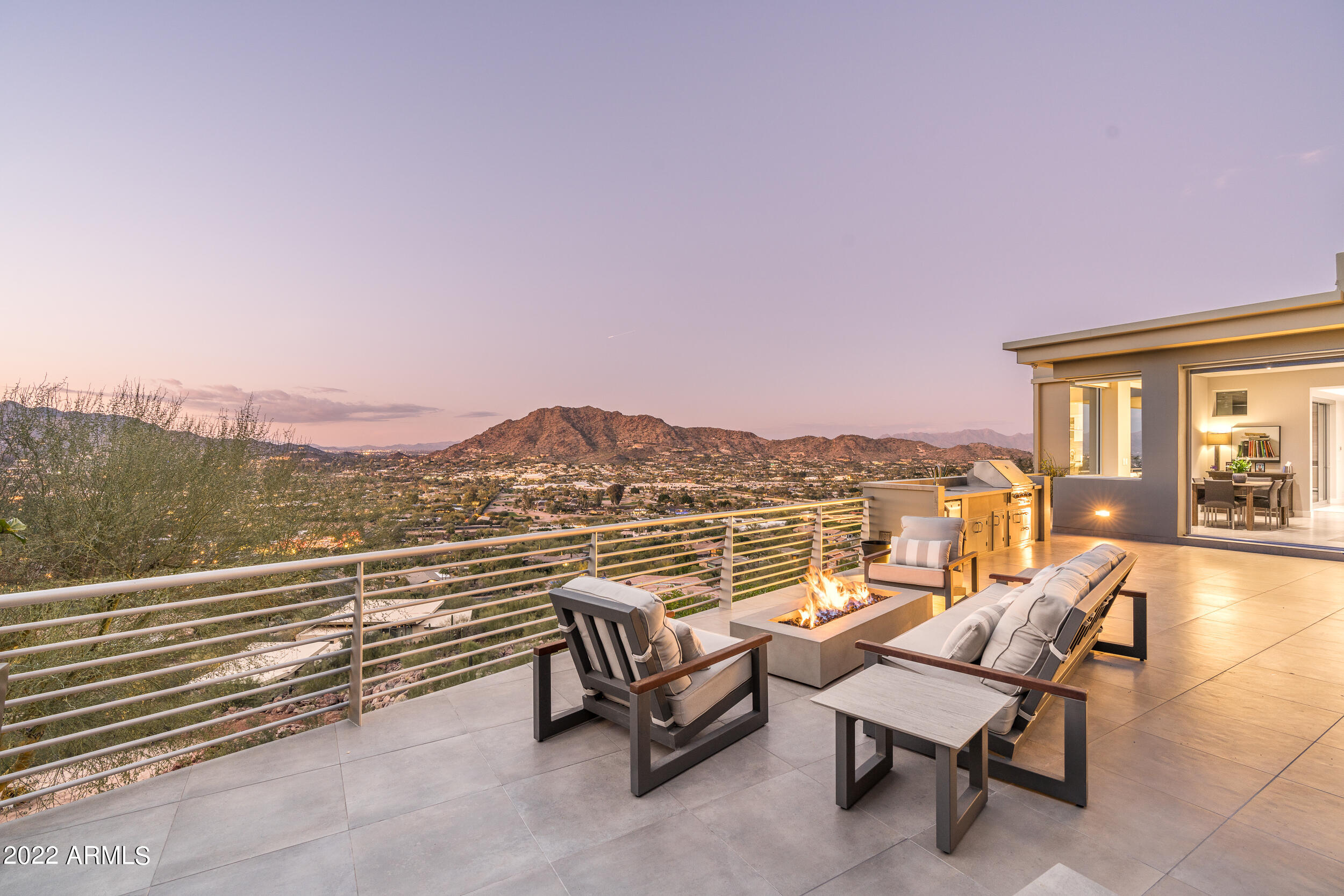 STONE CANYON EAST - Residential