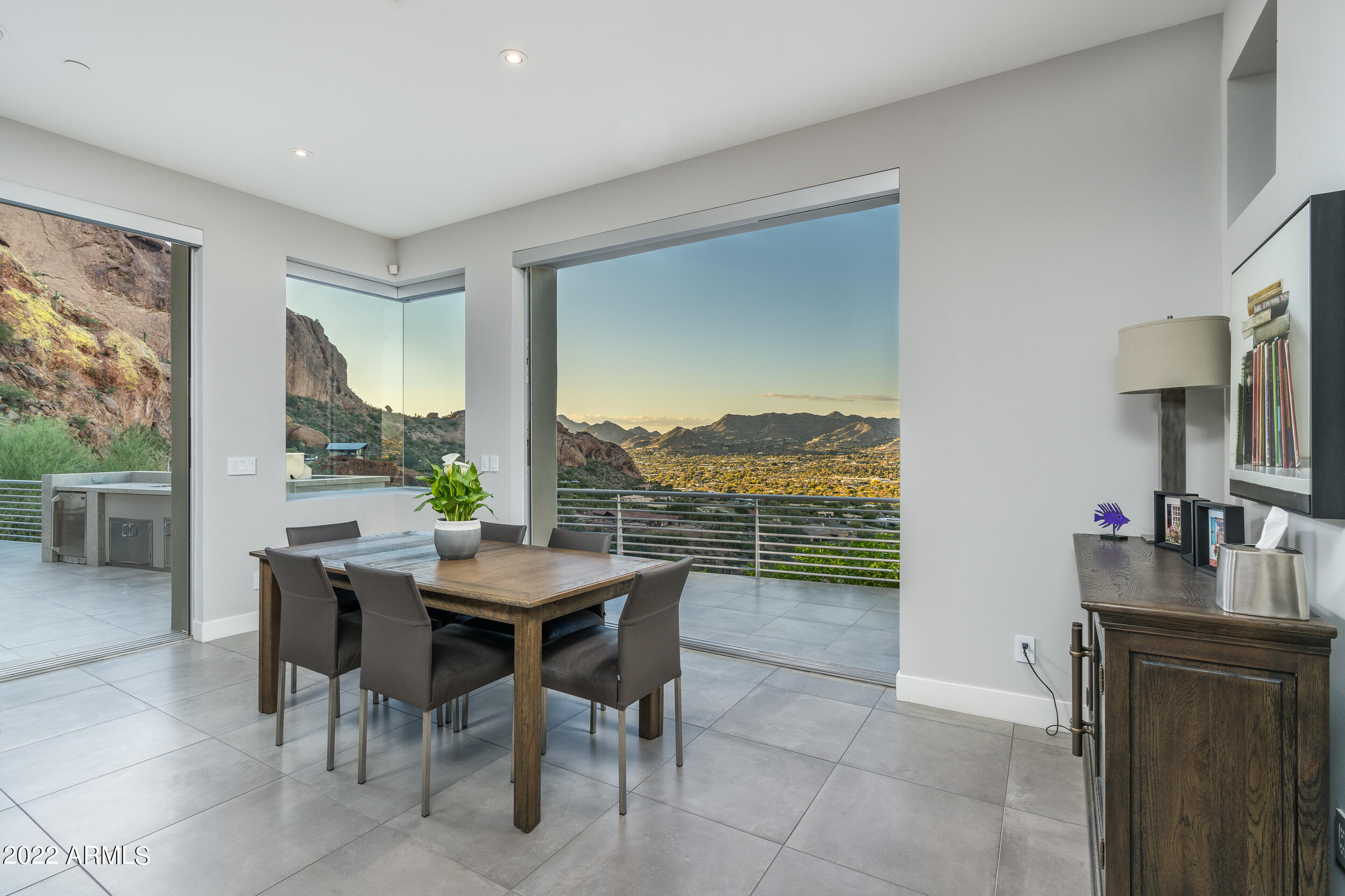 STONE CANYON EAST - Residential