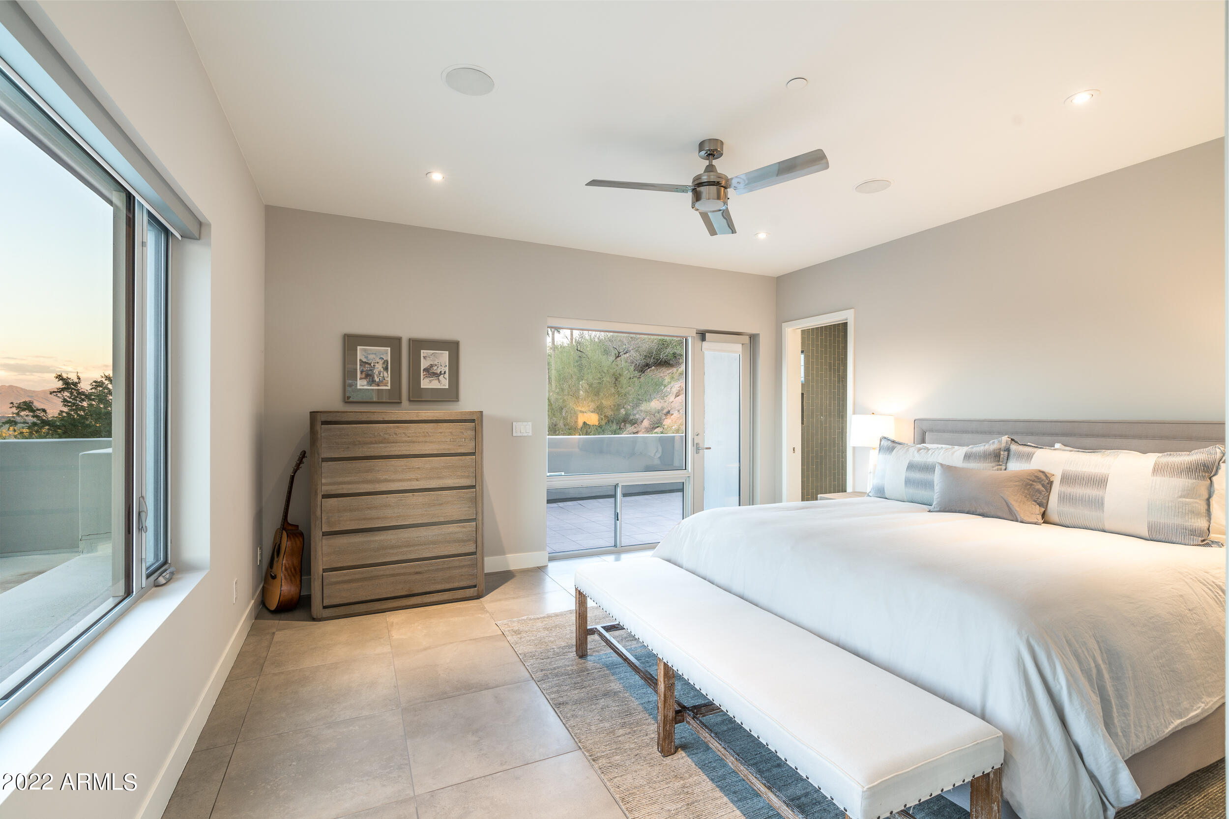 STONE CANYON EAST - Residential