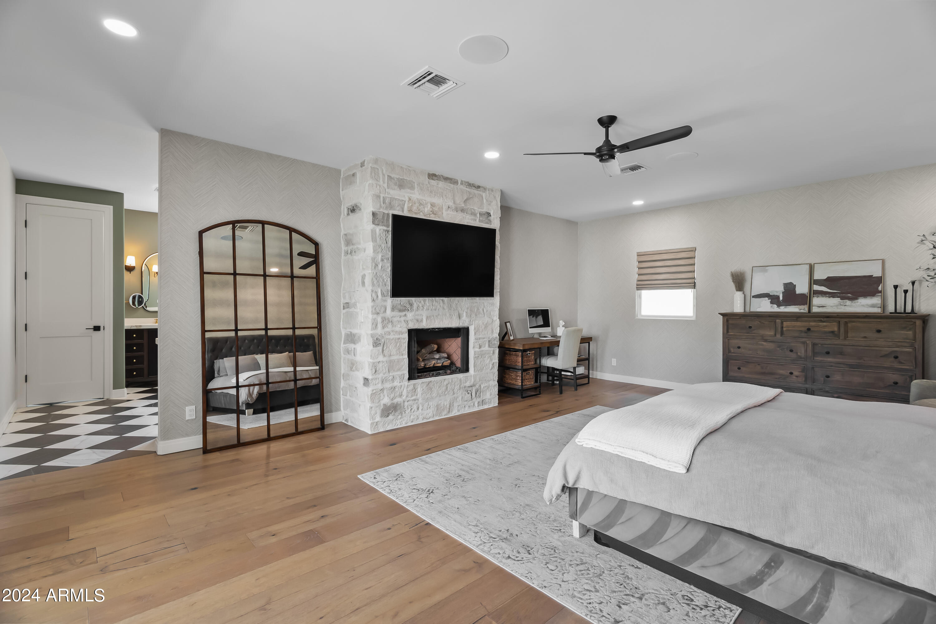 RANCHO DEL MONTE - Residential