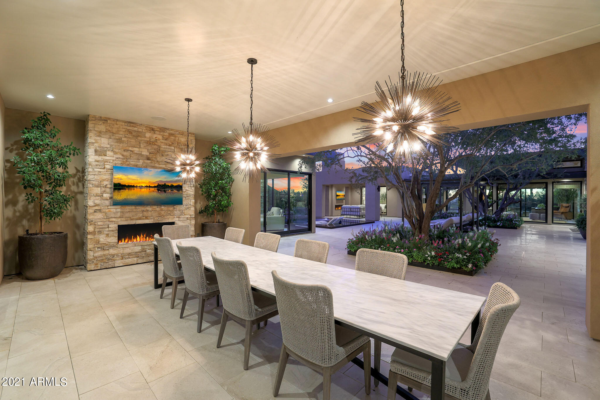 WHITE HORSE - Residential