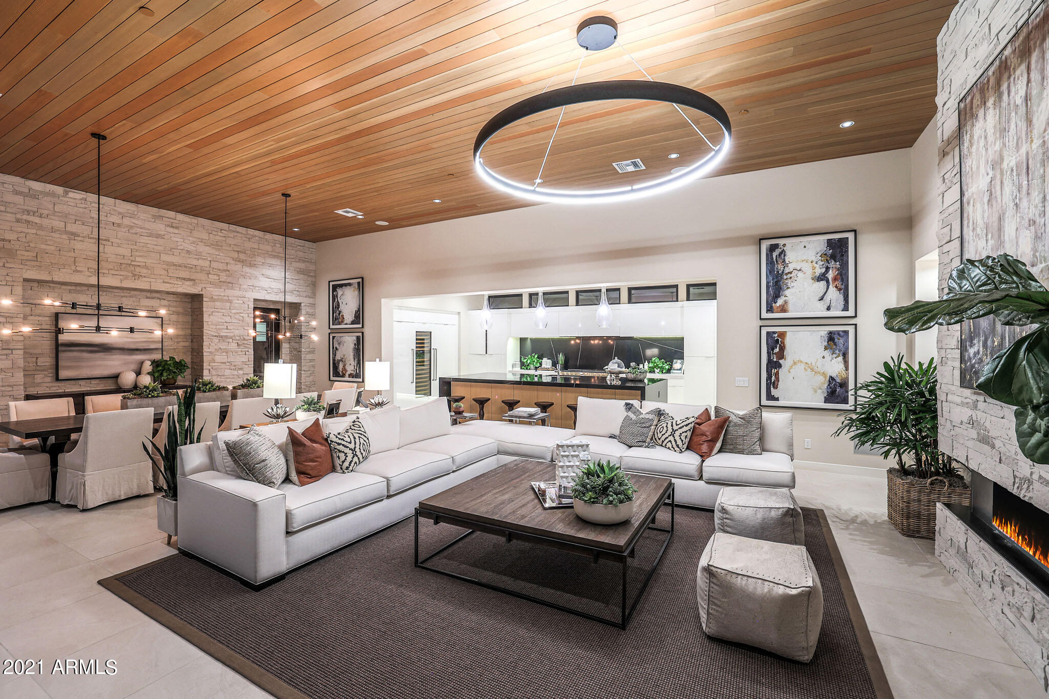 WHITE HORSE - Residential