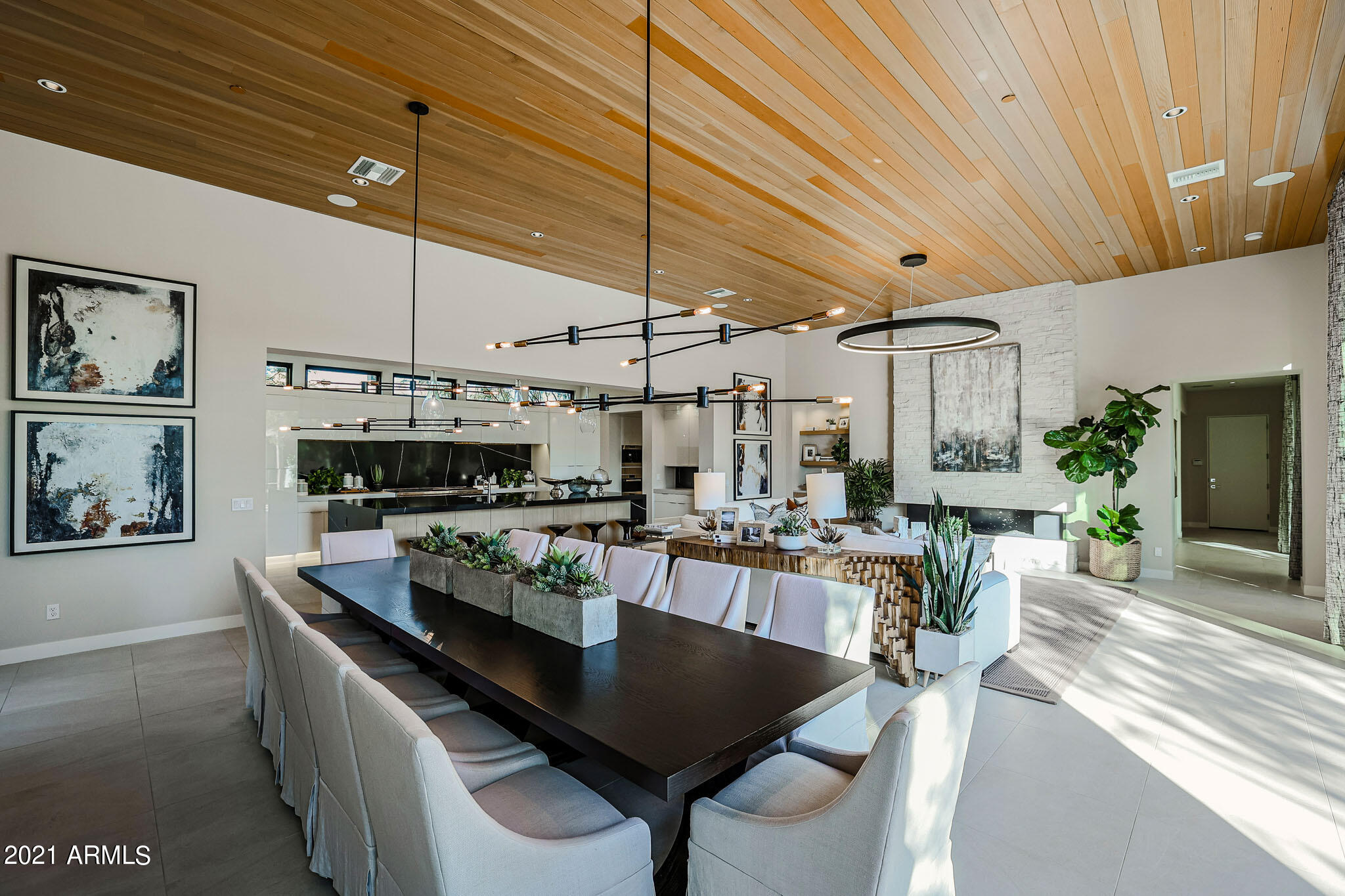 WHITE HORSE - Residential