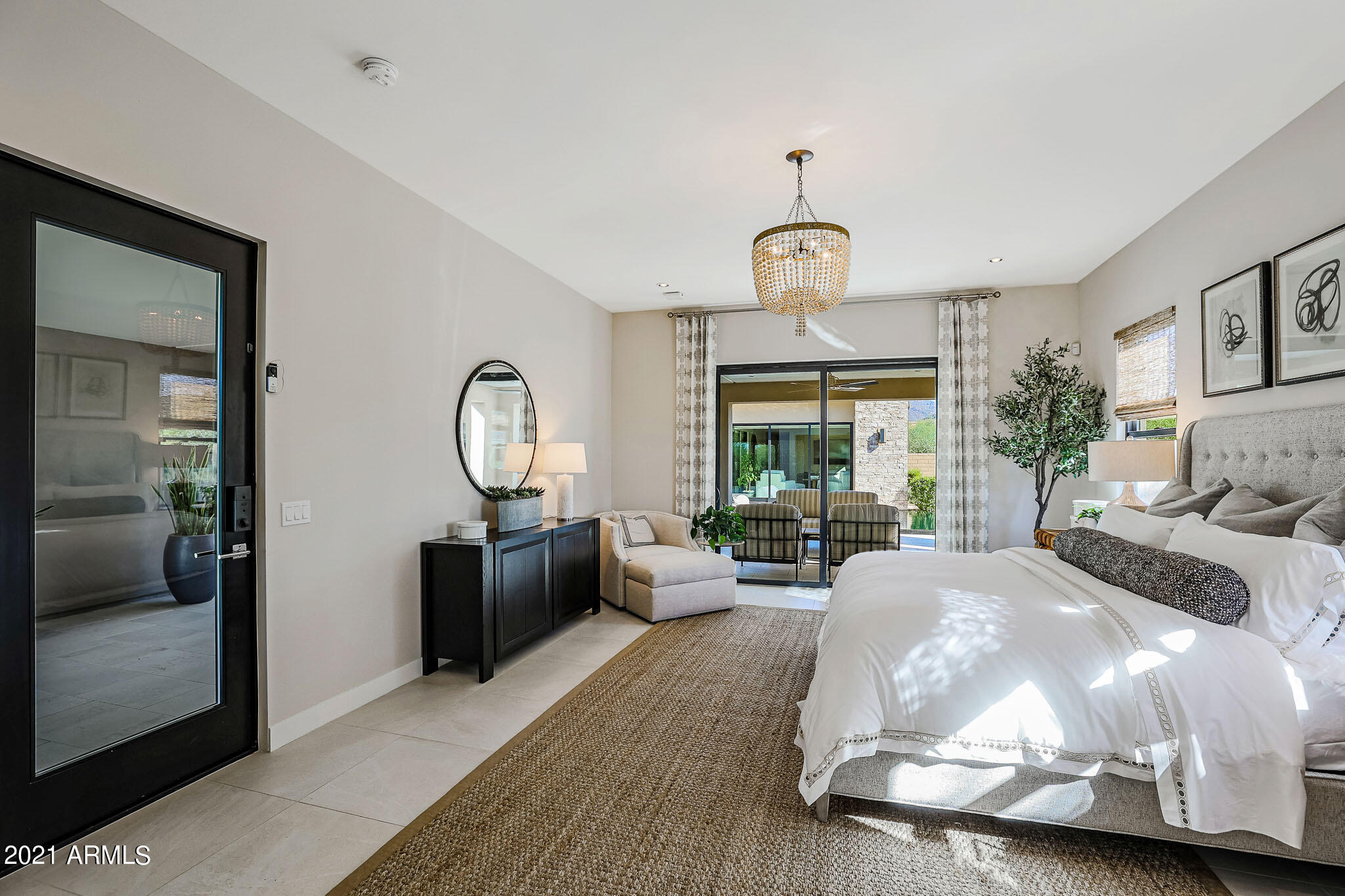 WHITE HORSE - Residential