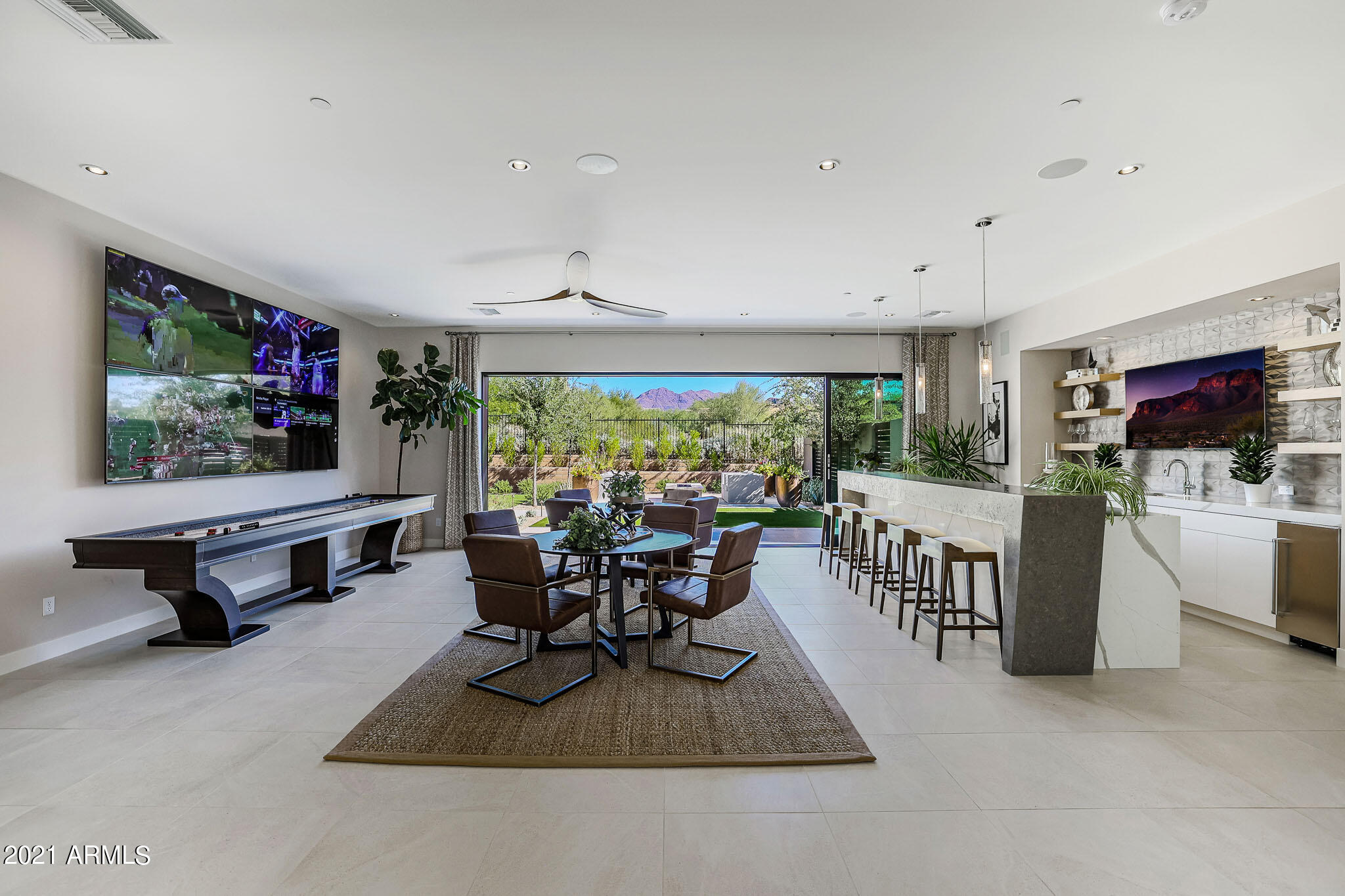 WHITE HORSE - Residential