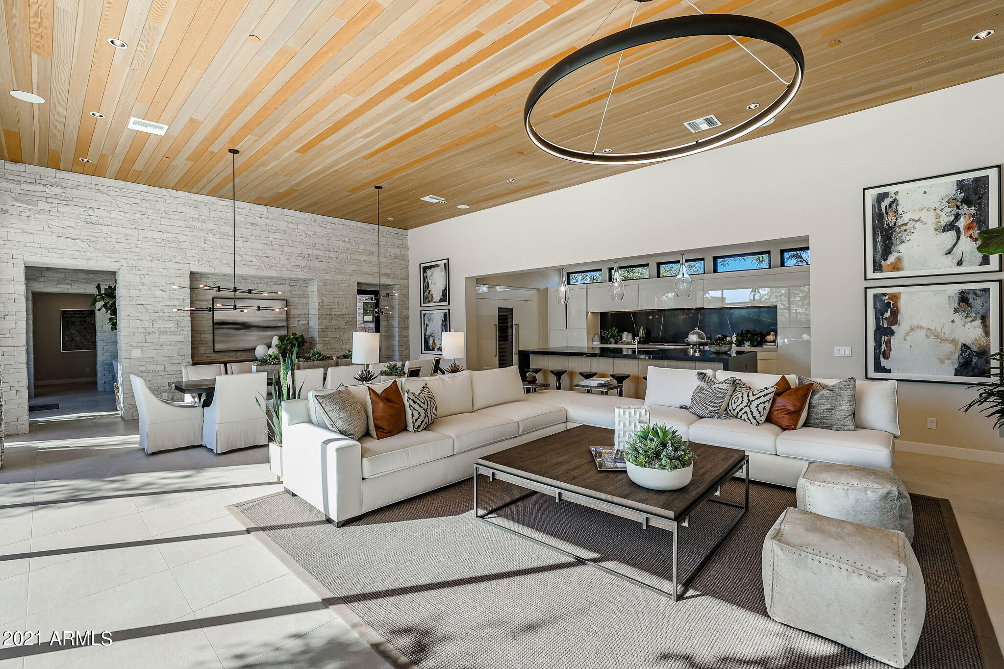 WHITE HORSE - Residential