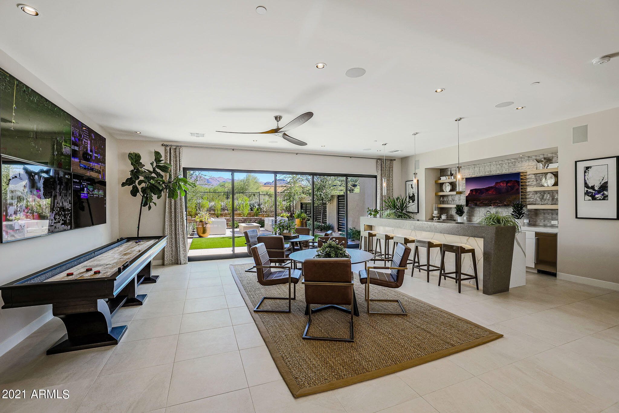 WHITE HORSE - Residential
