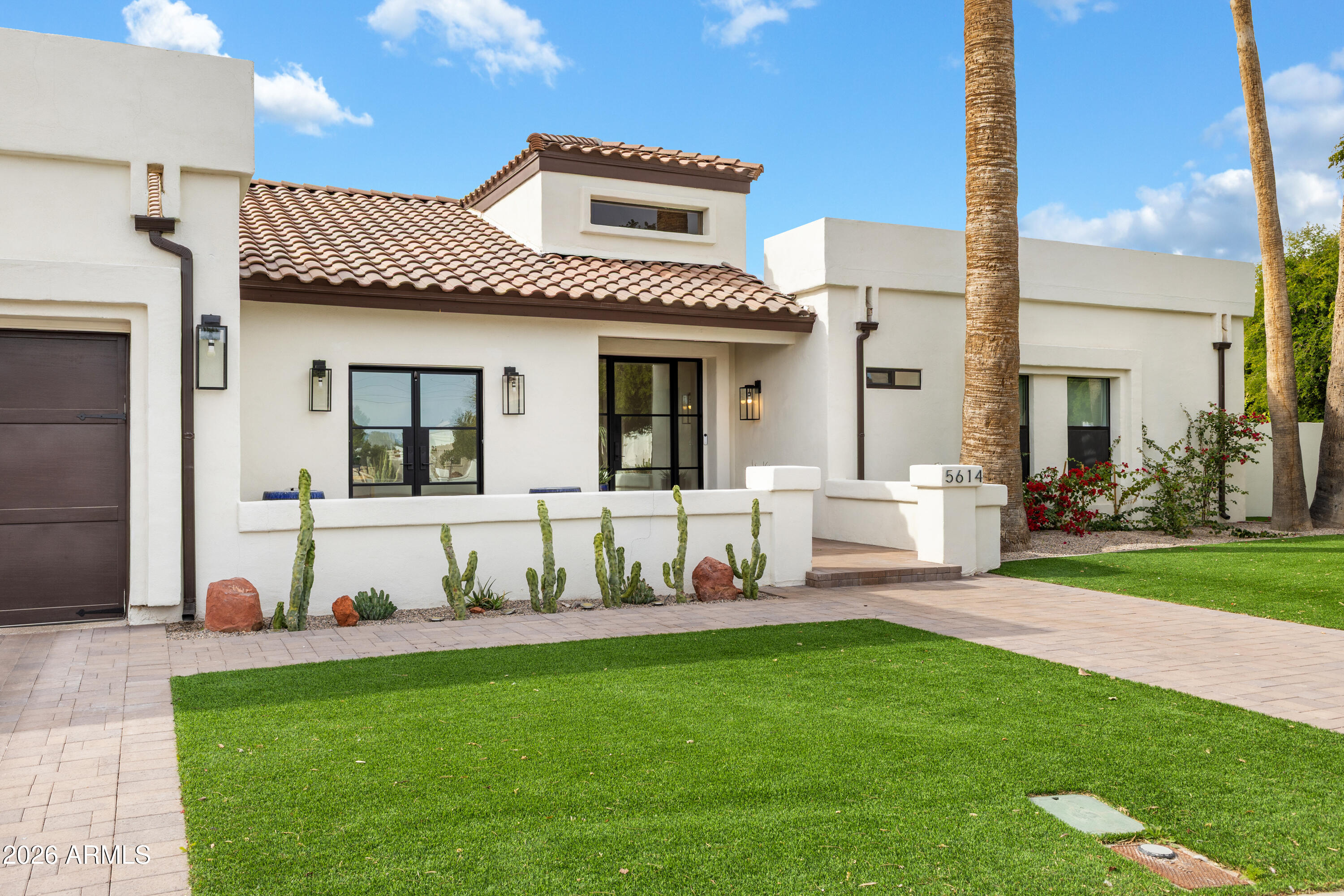 PRIVADO VILLAGE - Residential