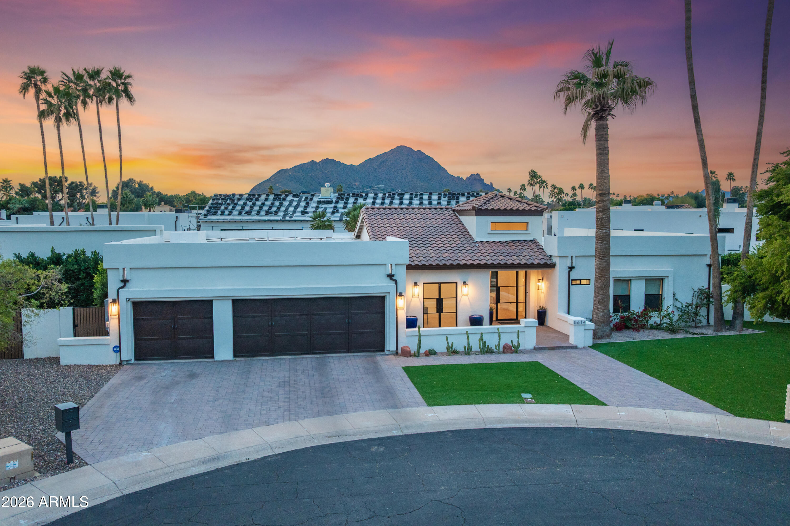 PRIVADO VILLAGE - Residential