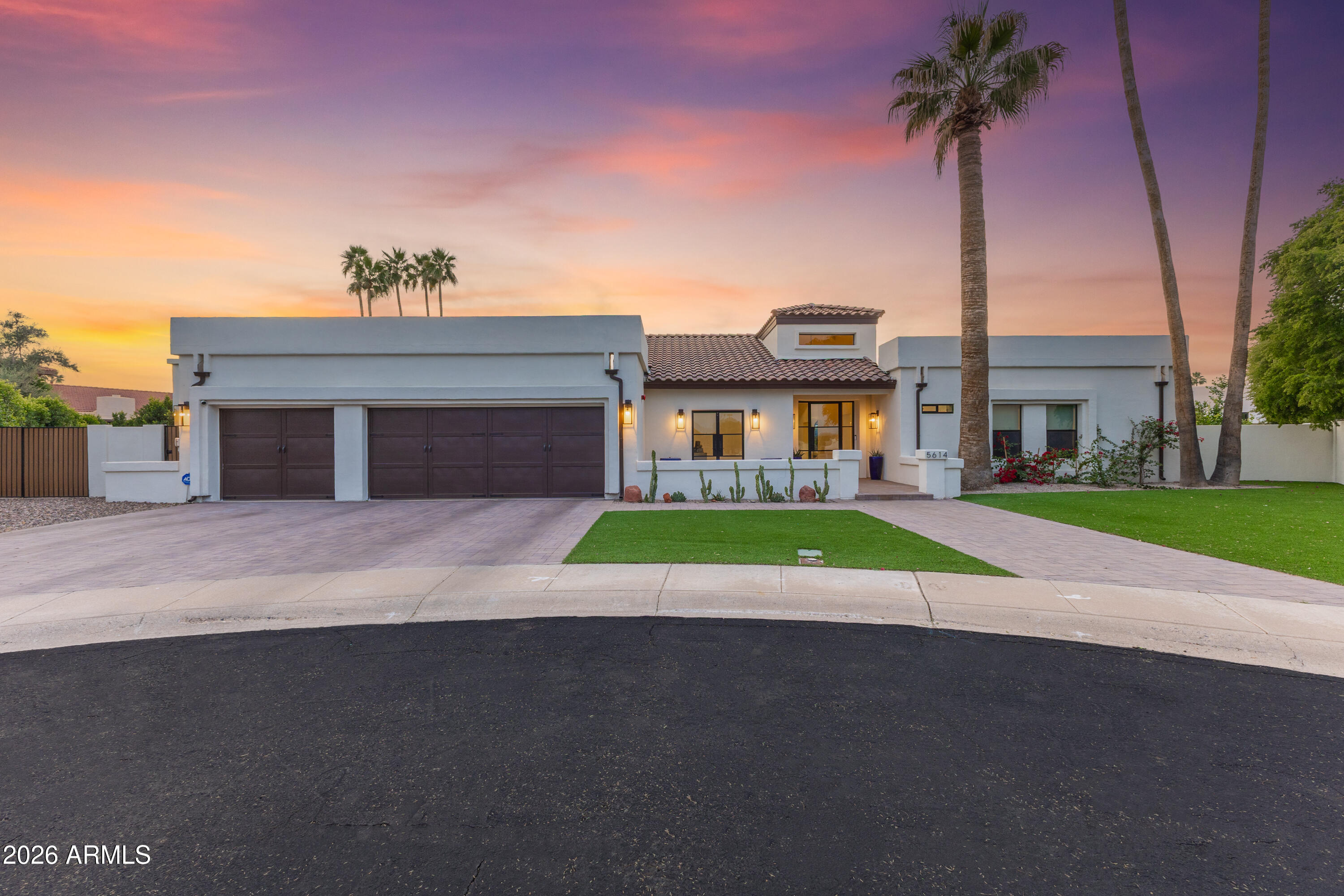 PRIVADO VILLAGE - Residential