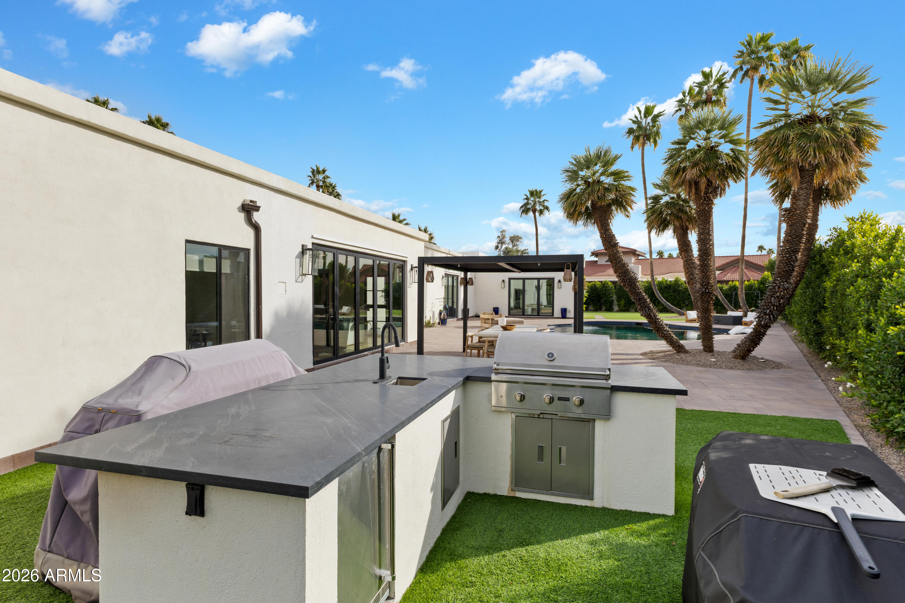 PRIVADO VILLAGE - Residential