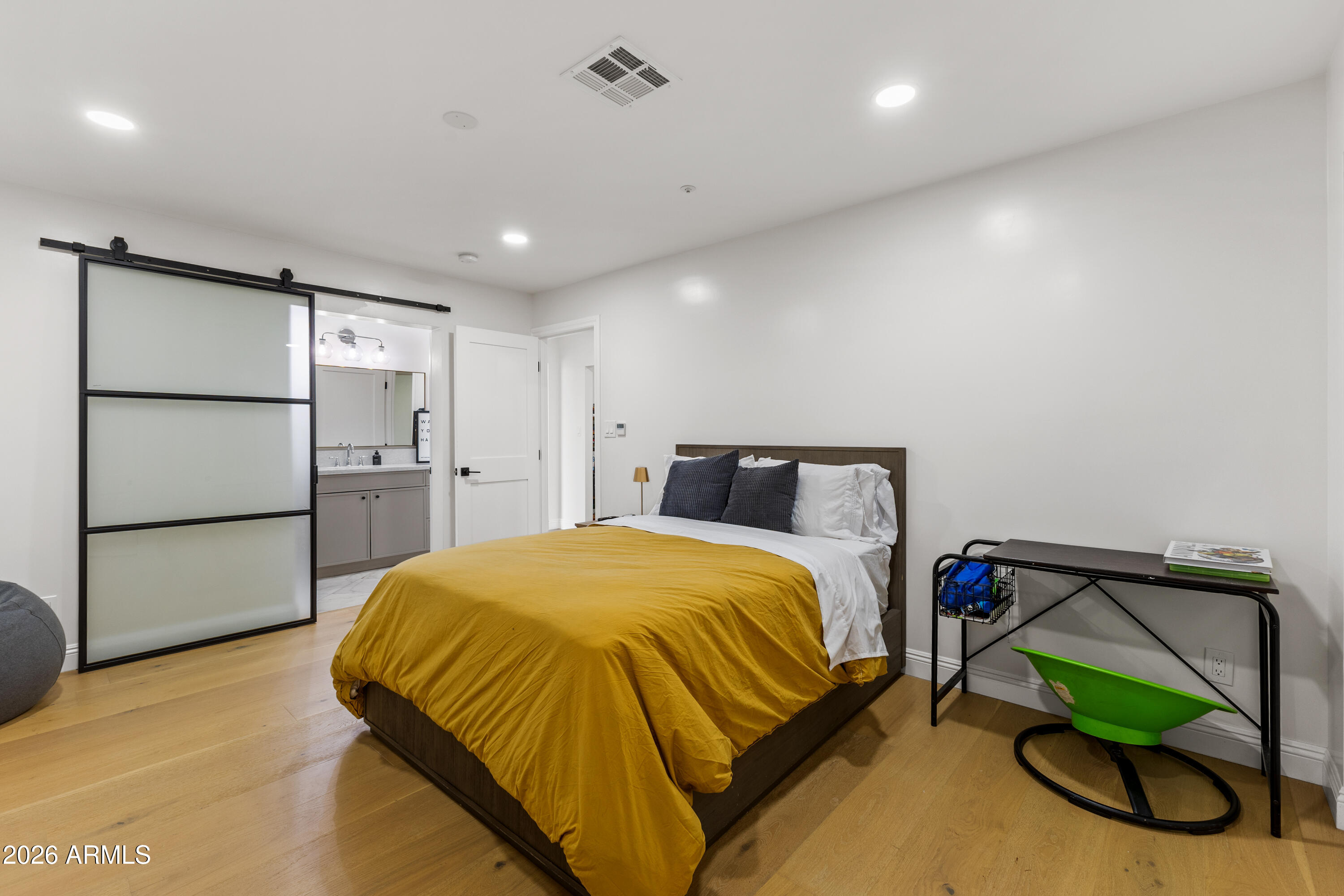 PRIVADO VILLAGE - Residential