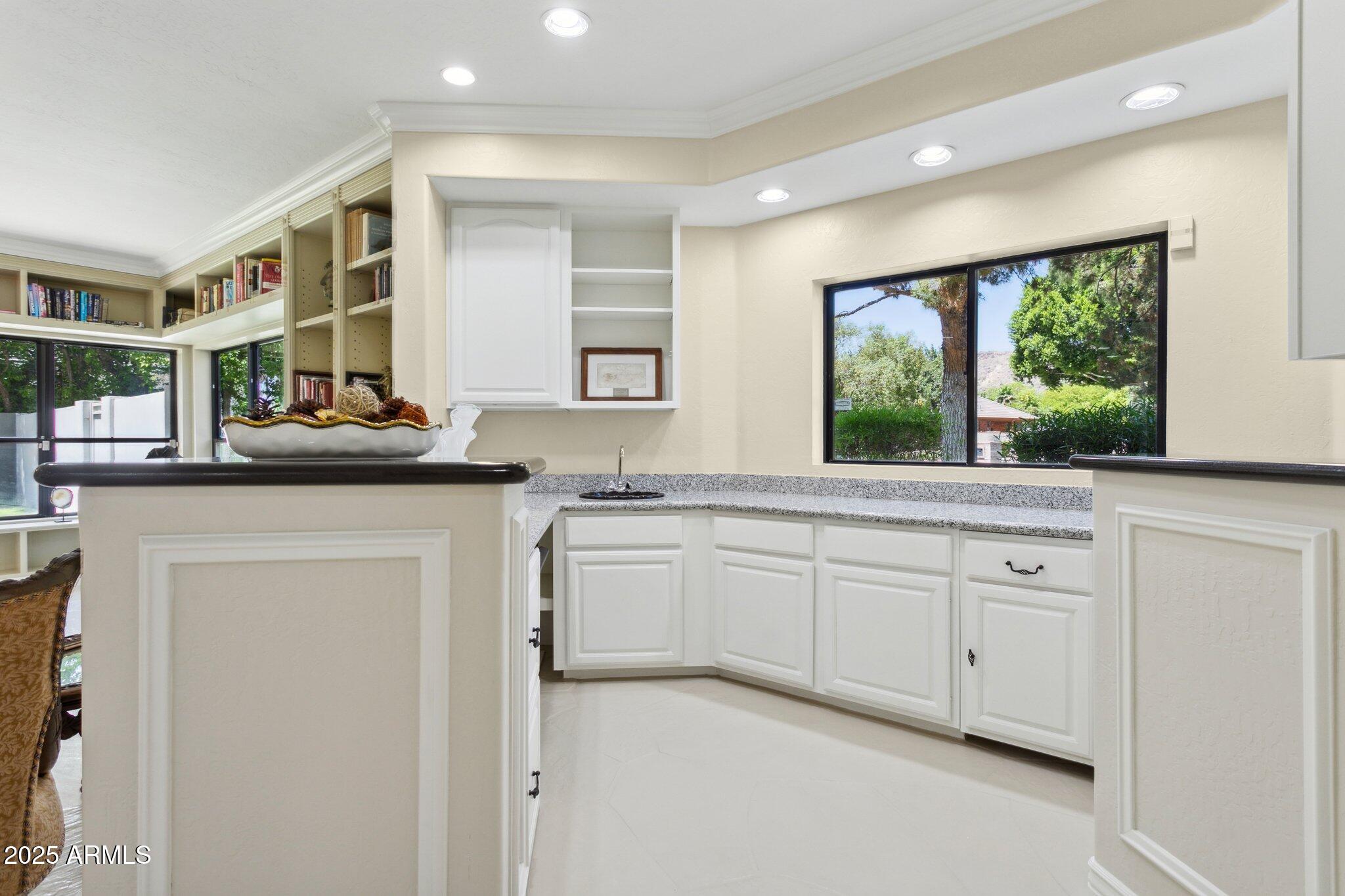 LA PLACE UNIT 1 - Residential