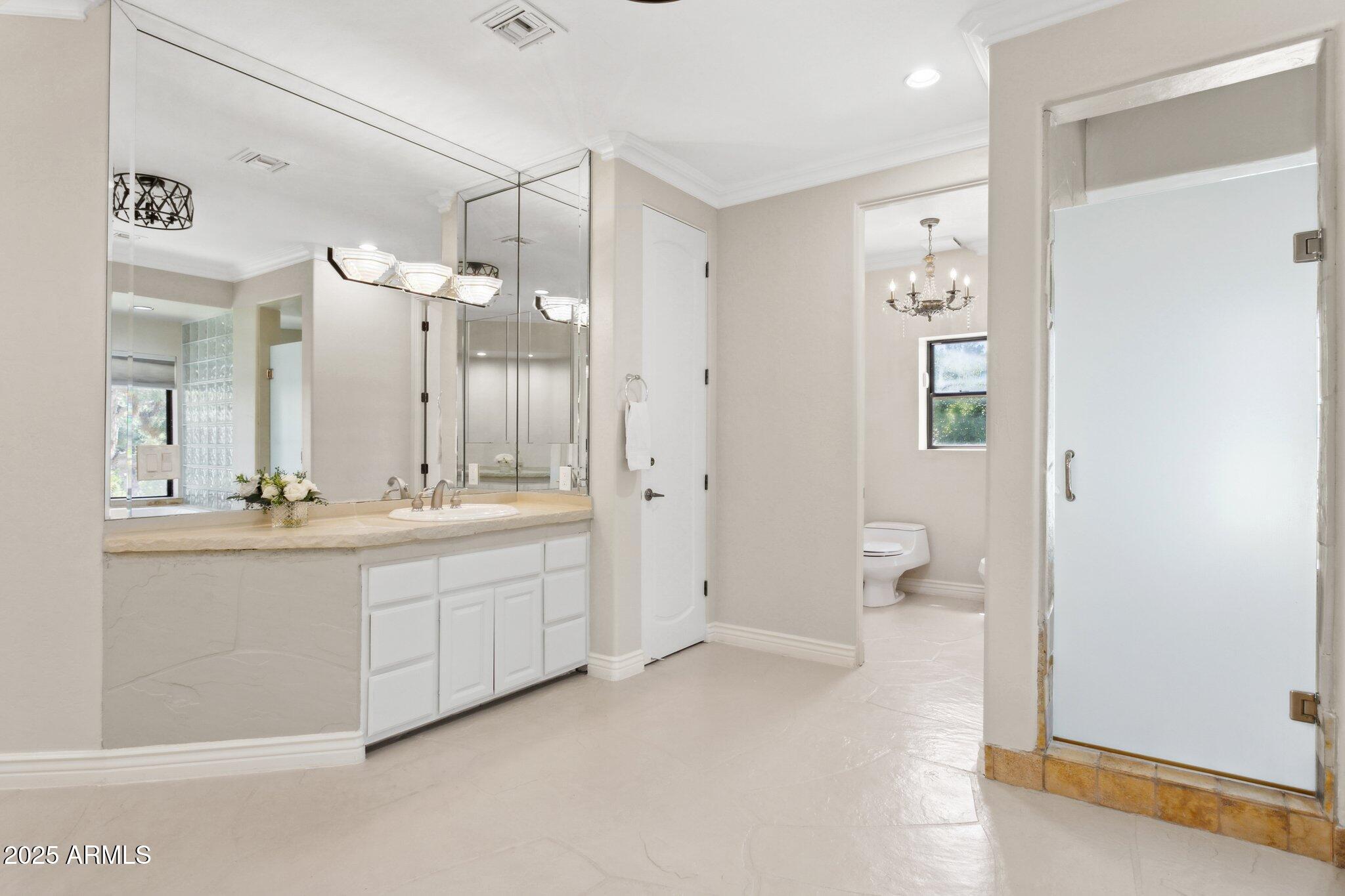 LA PLACE UNIT 1 - Residential