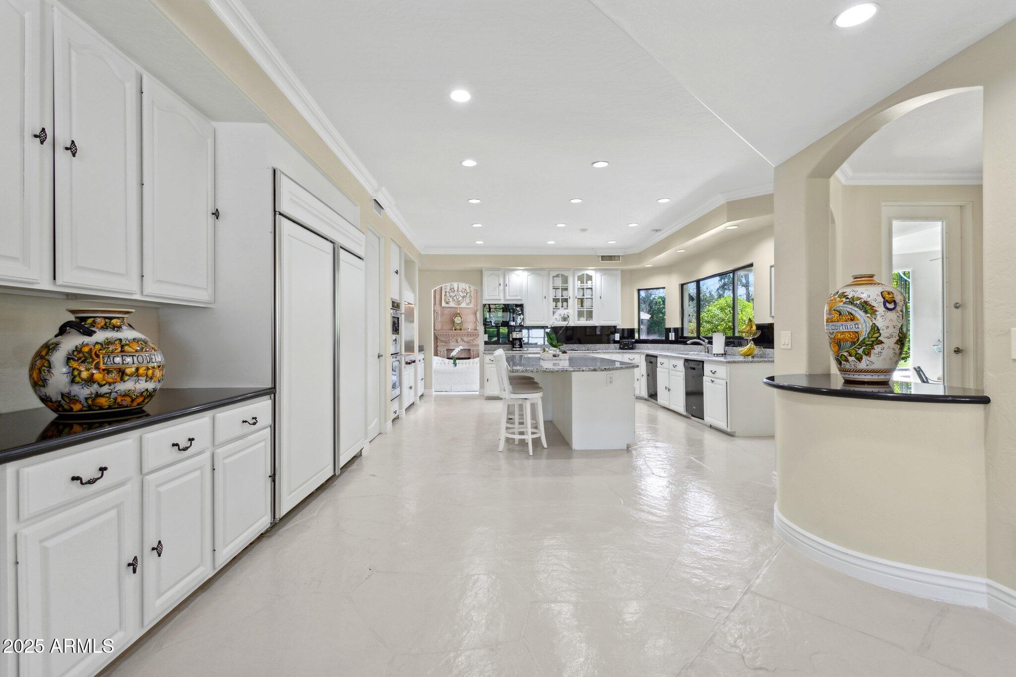 LA PLACE UNIT 1 - Residential
