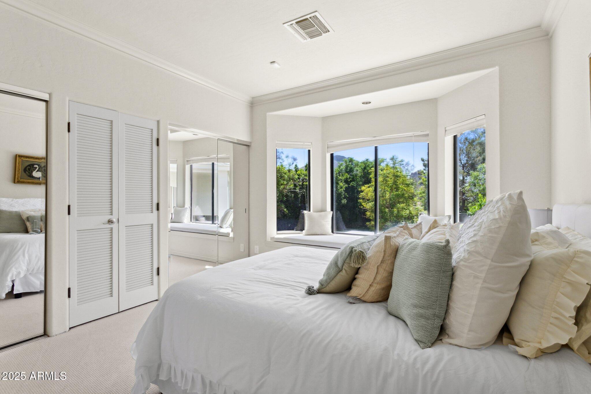 LA PLACE UNIT 1 - Residential