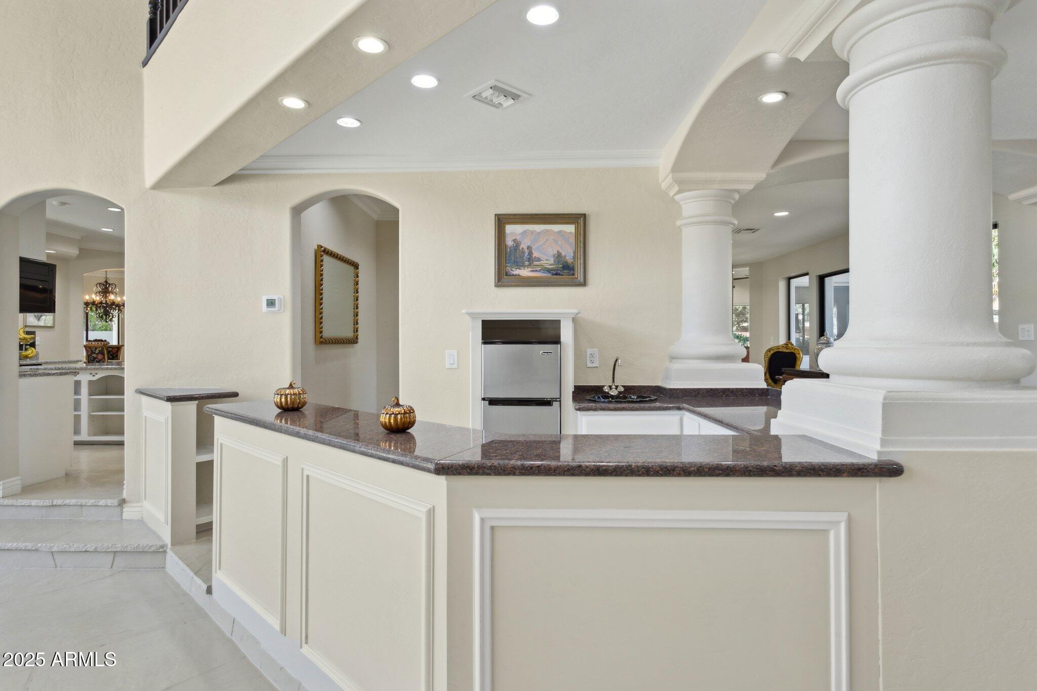 LA PLACE UNIT 1 - Residential