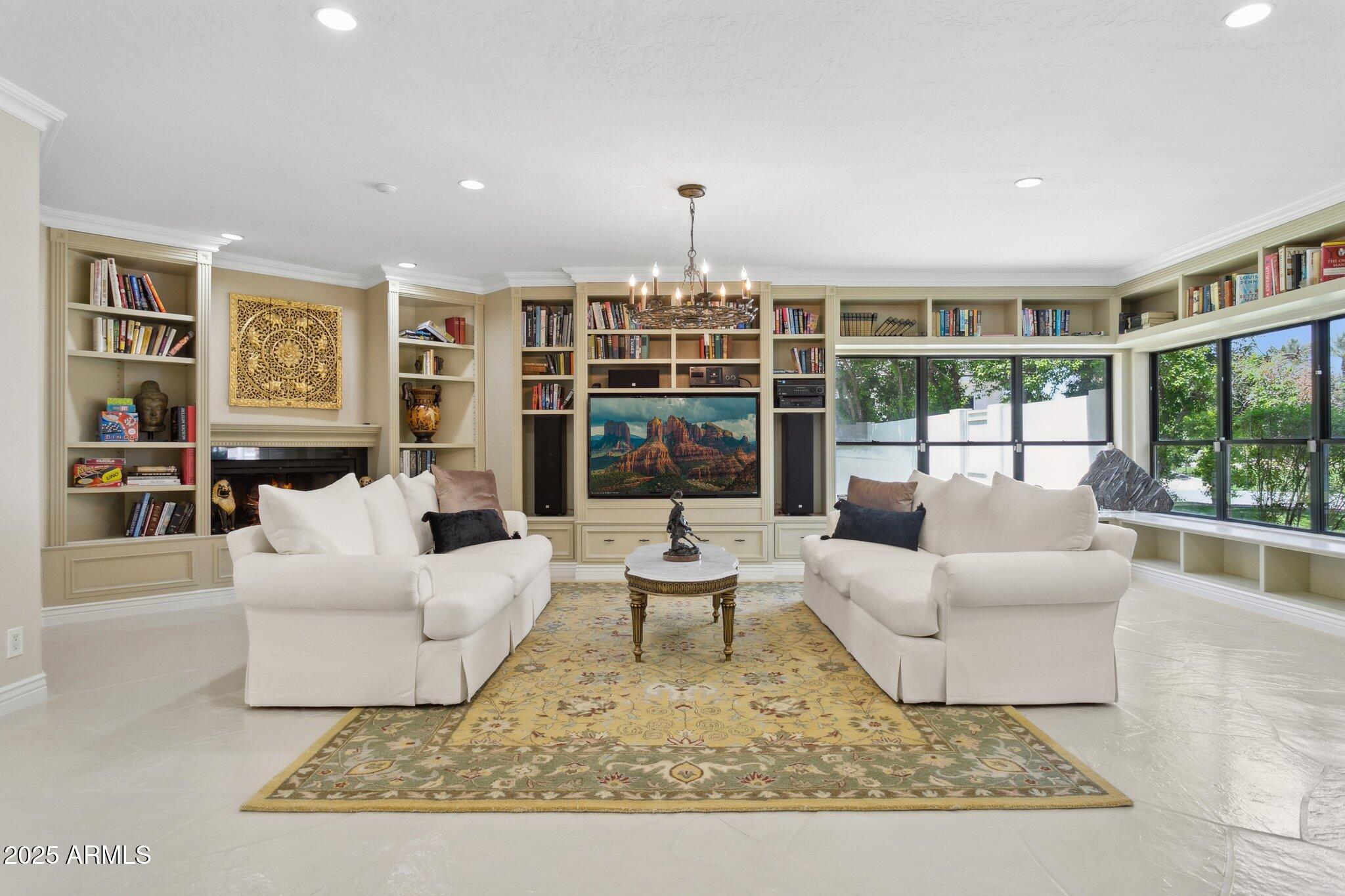 LA PLACE UNIT 1 - Residential