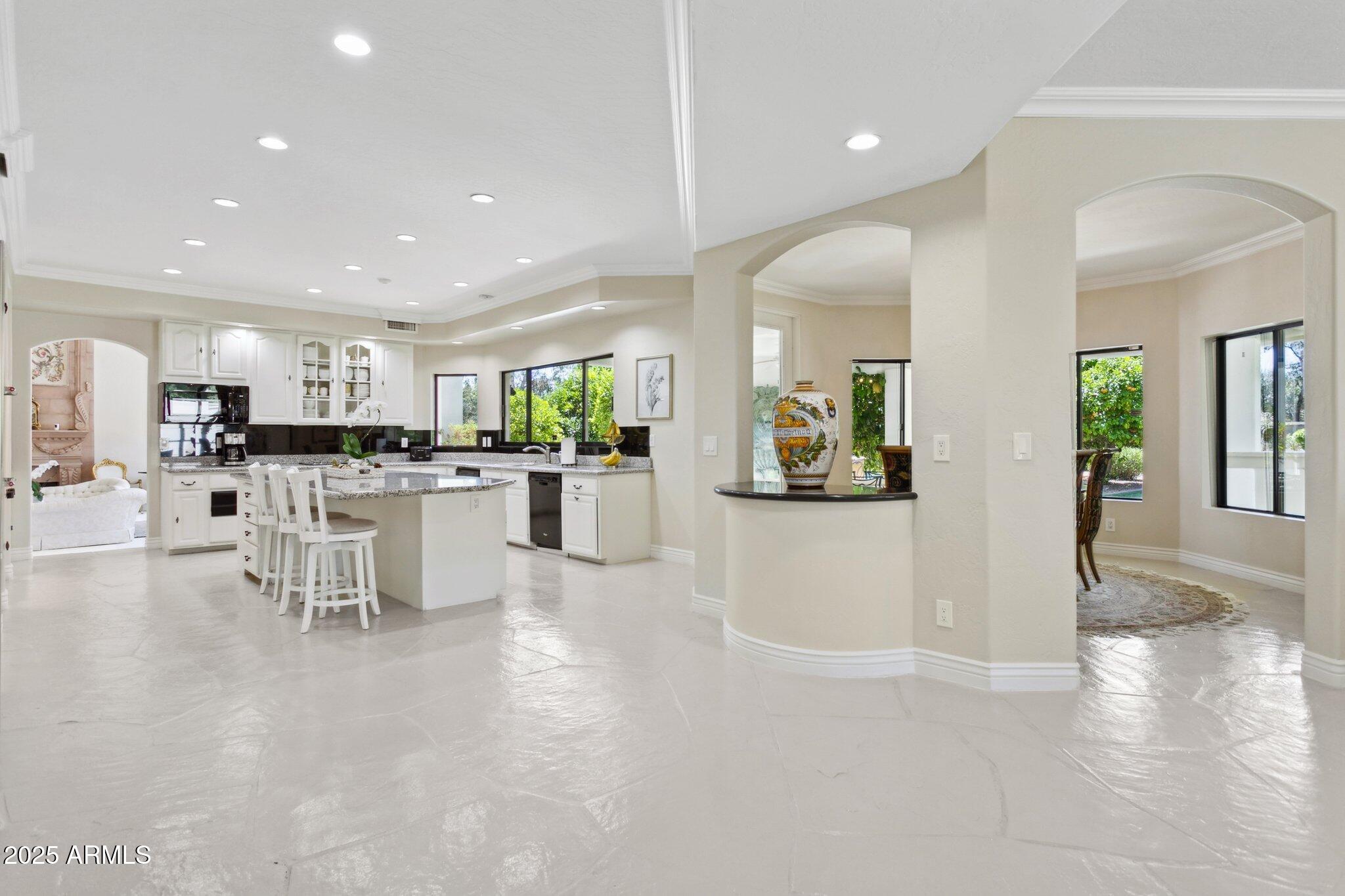 LA PLACE UNIT 1 - Residential