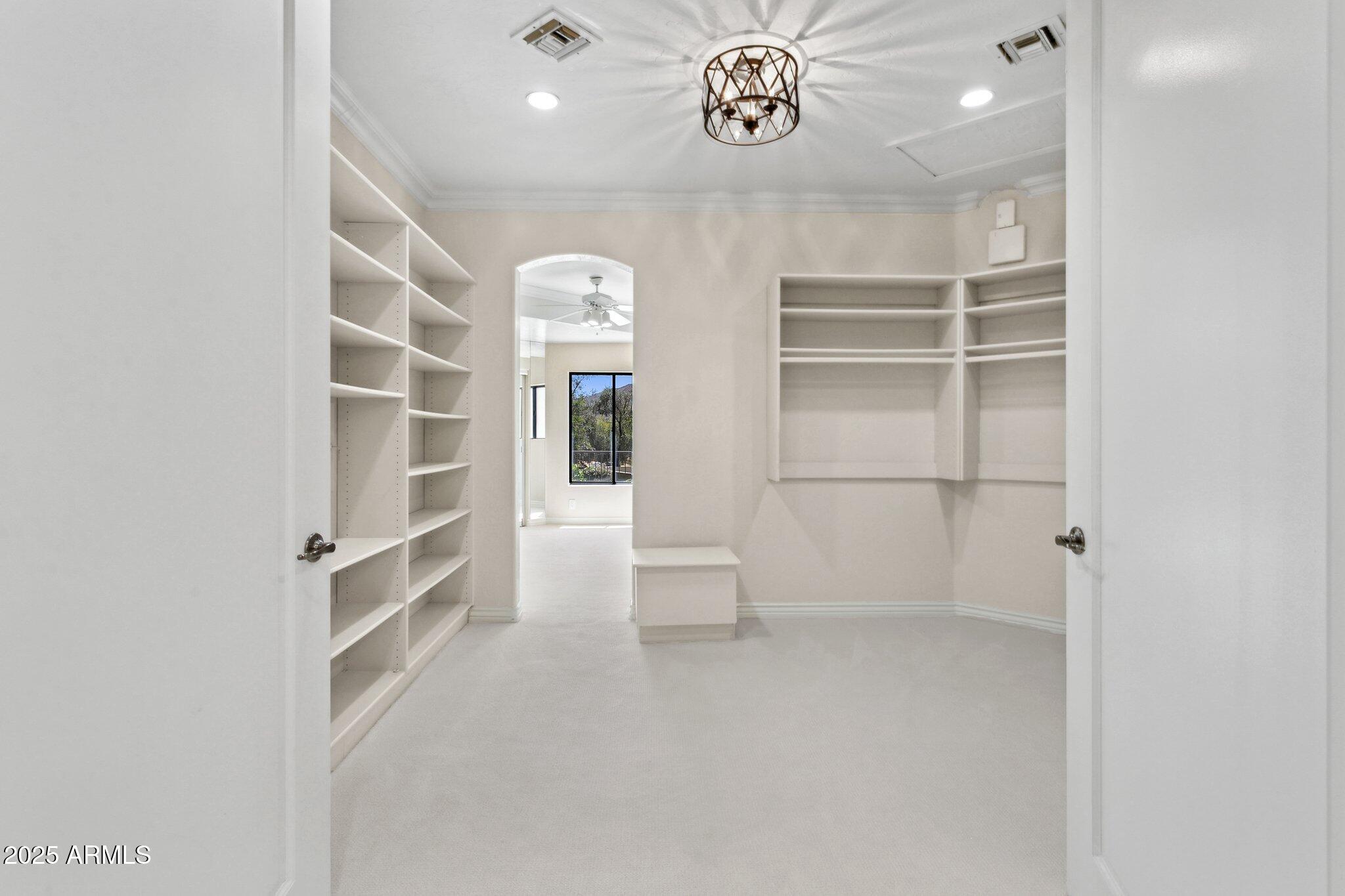LA PLACE UNIT 1 - Residential