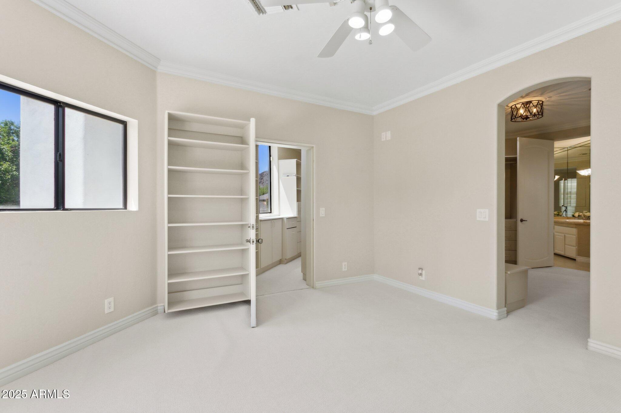 LA PLACE UNIT 1 - Residential