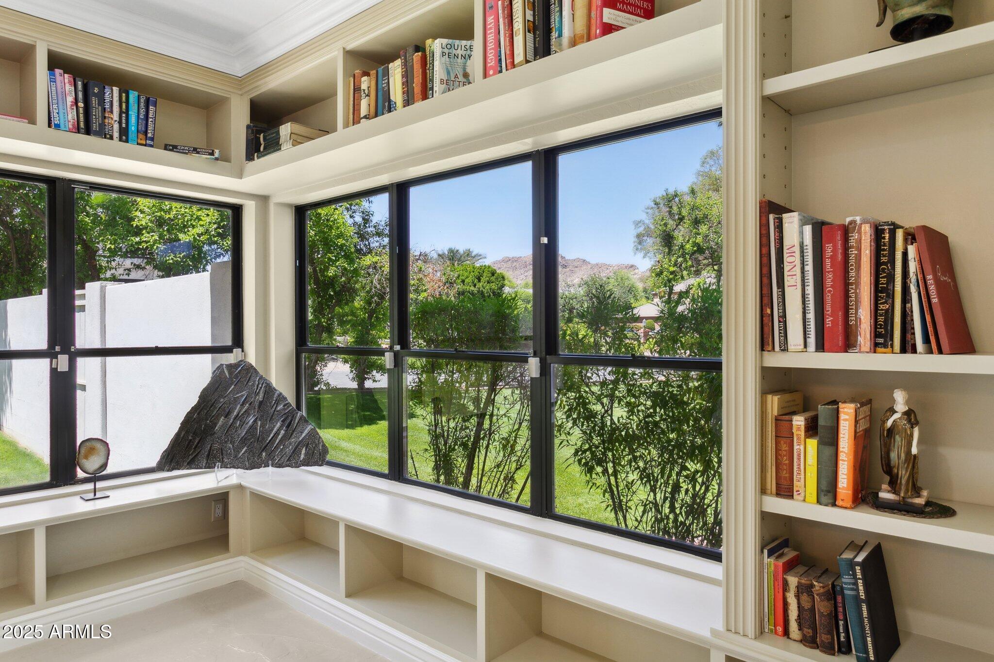 LA PLACE UNIT 1 - Residential