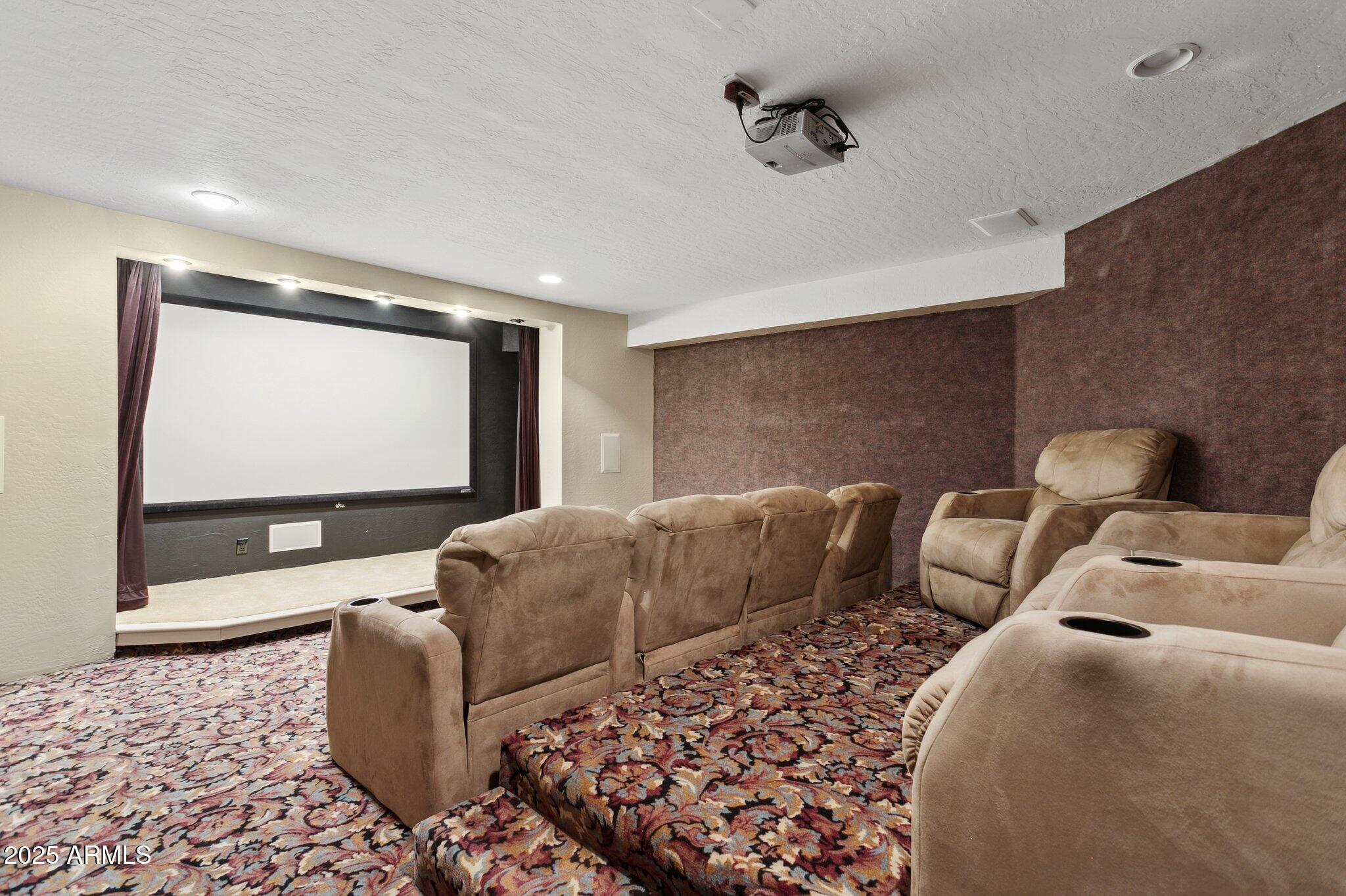 LA PLACE UNIT 1 - Residential
