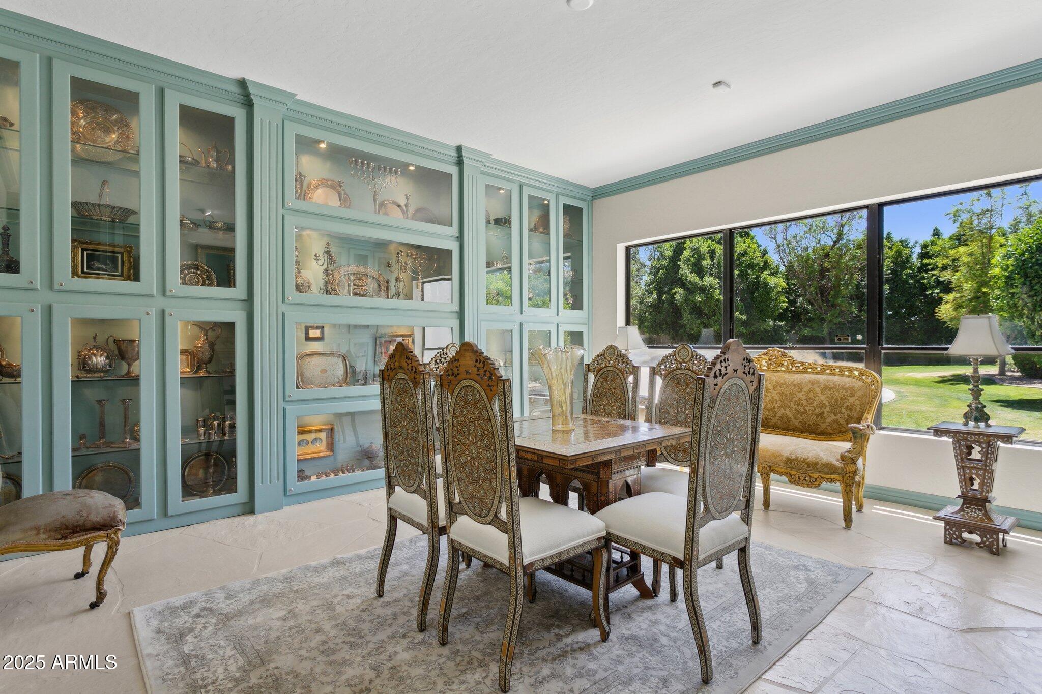 LA PLACE UNIT 1 - Residential