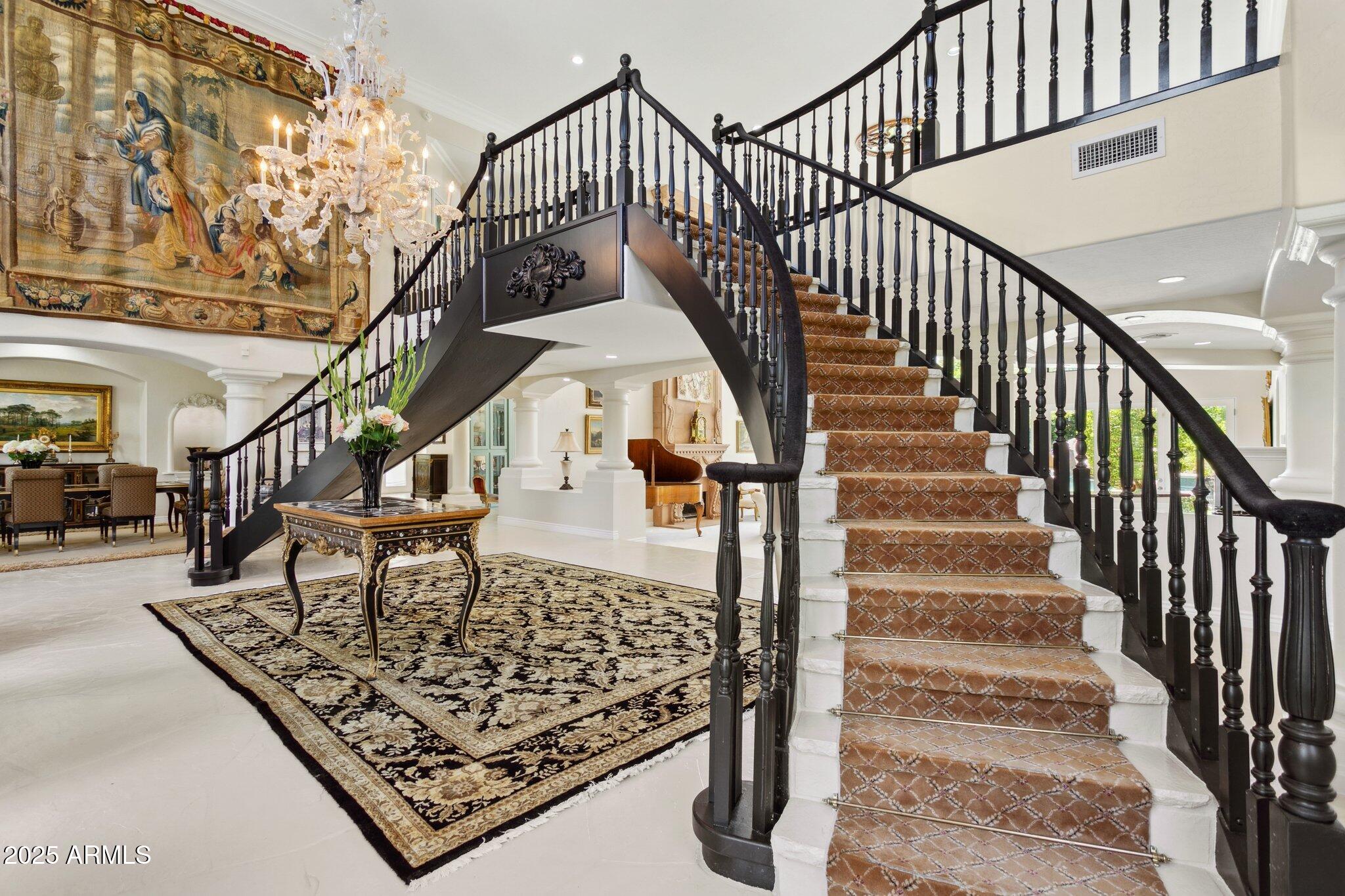 LA PLACE UNIT 1 - Residential