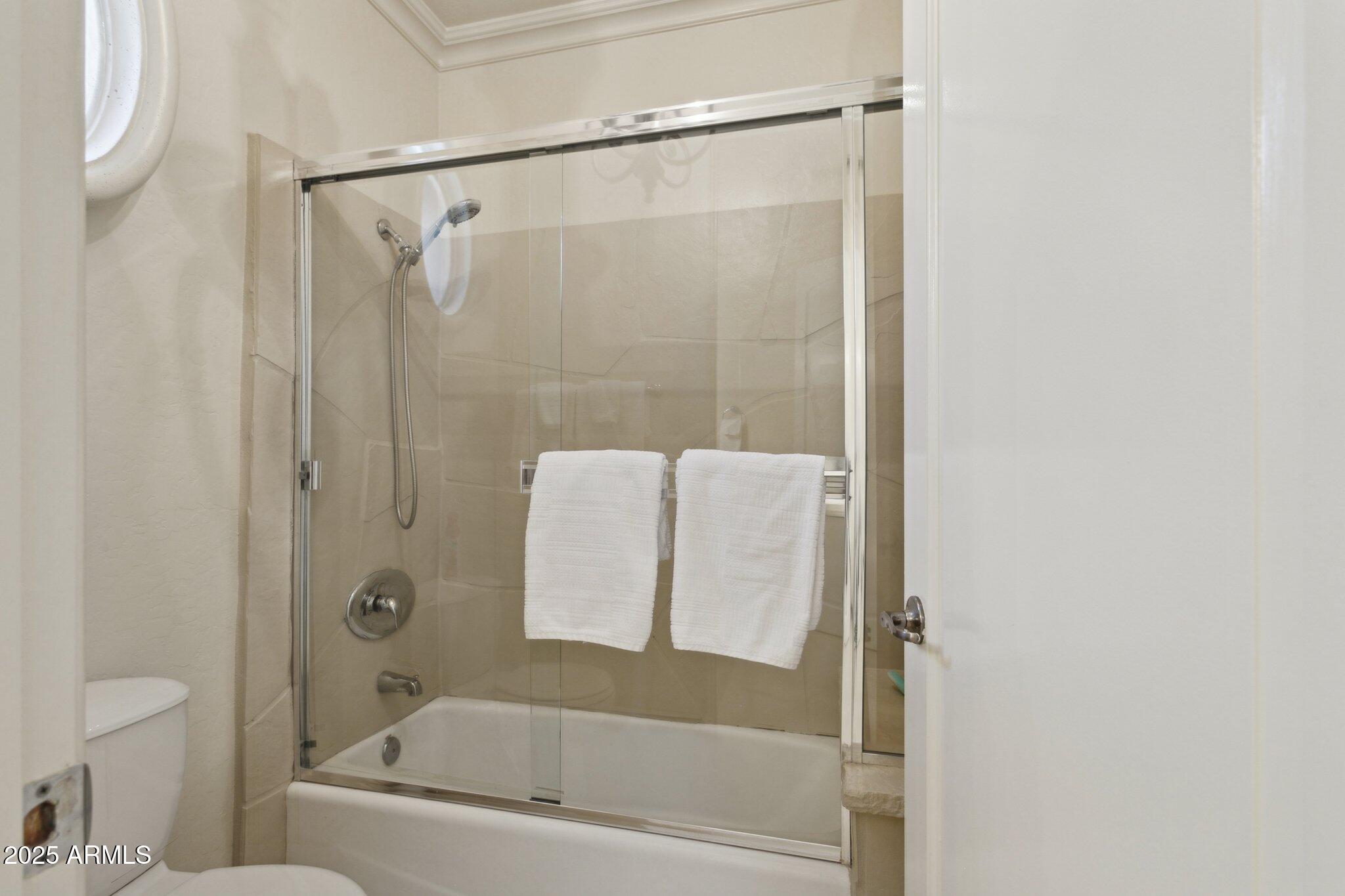 LA PLACE UNIT 1 - Residential