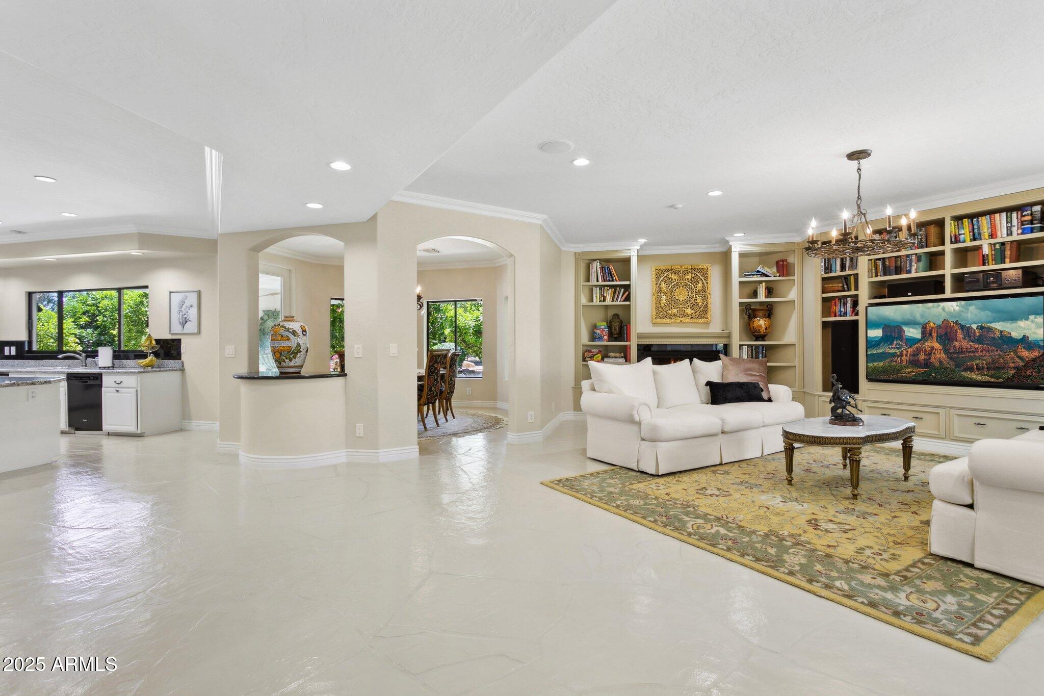 LA PLACE UNIT 1 - Residential