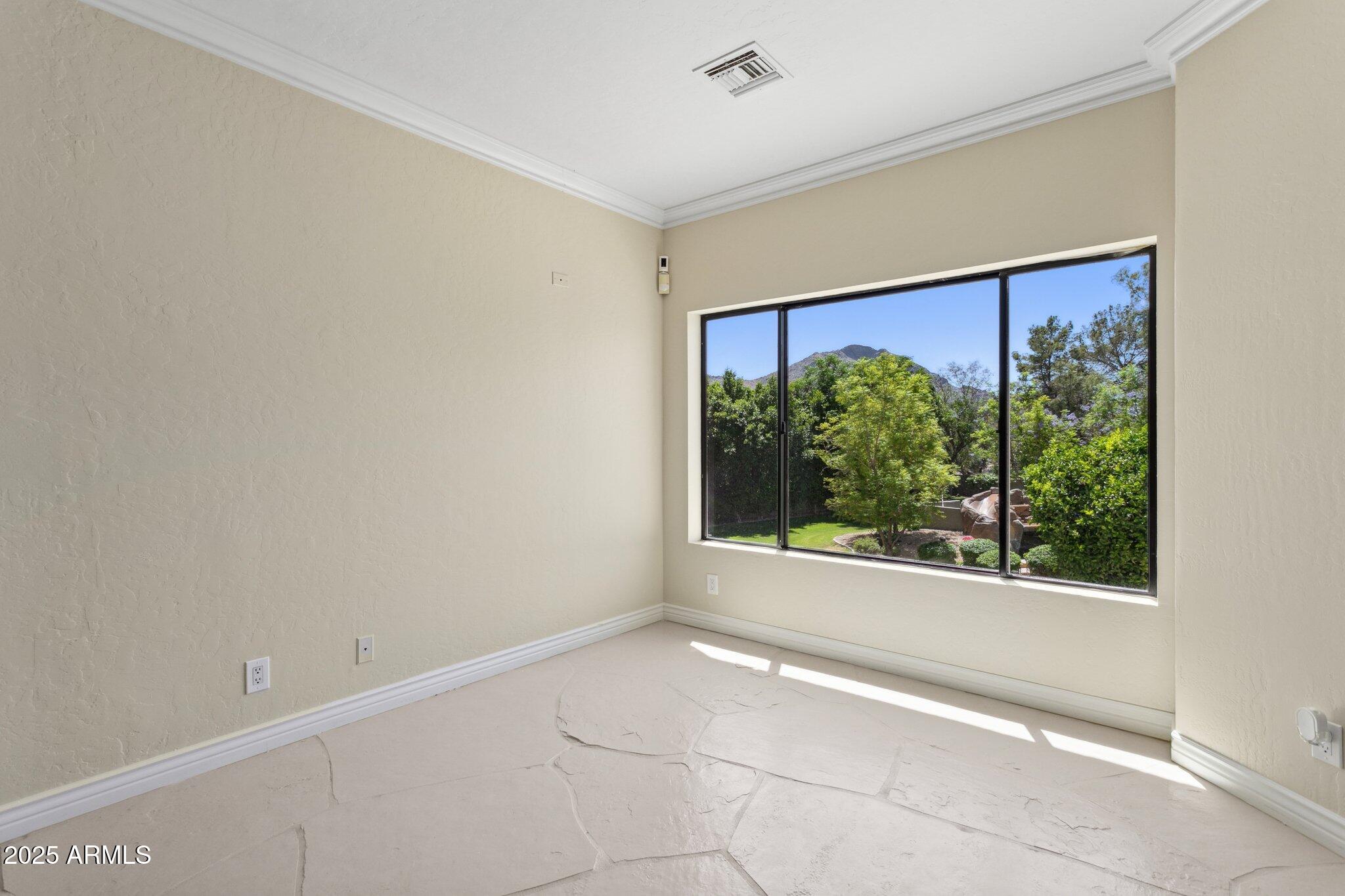 LA PLACE UNIT 1 - Residential
