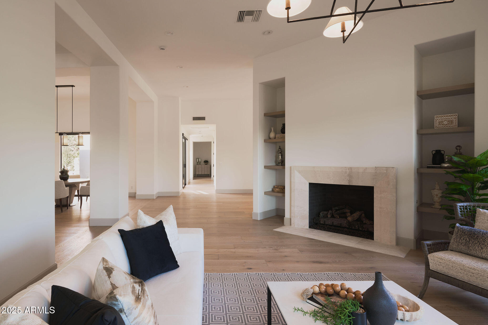 ESTATES AT LINCOLN - Residential